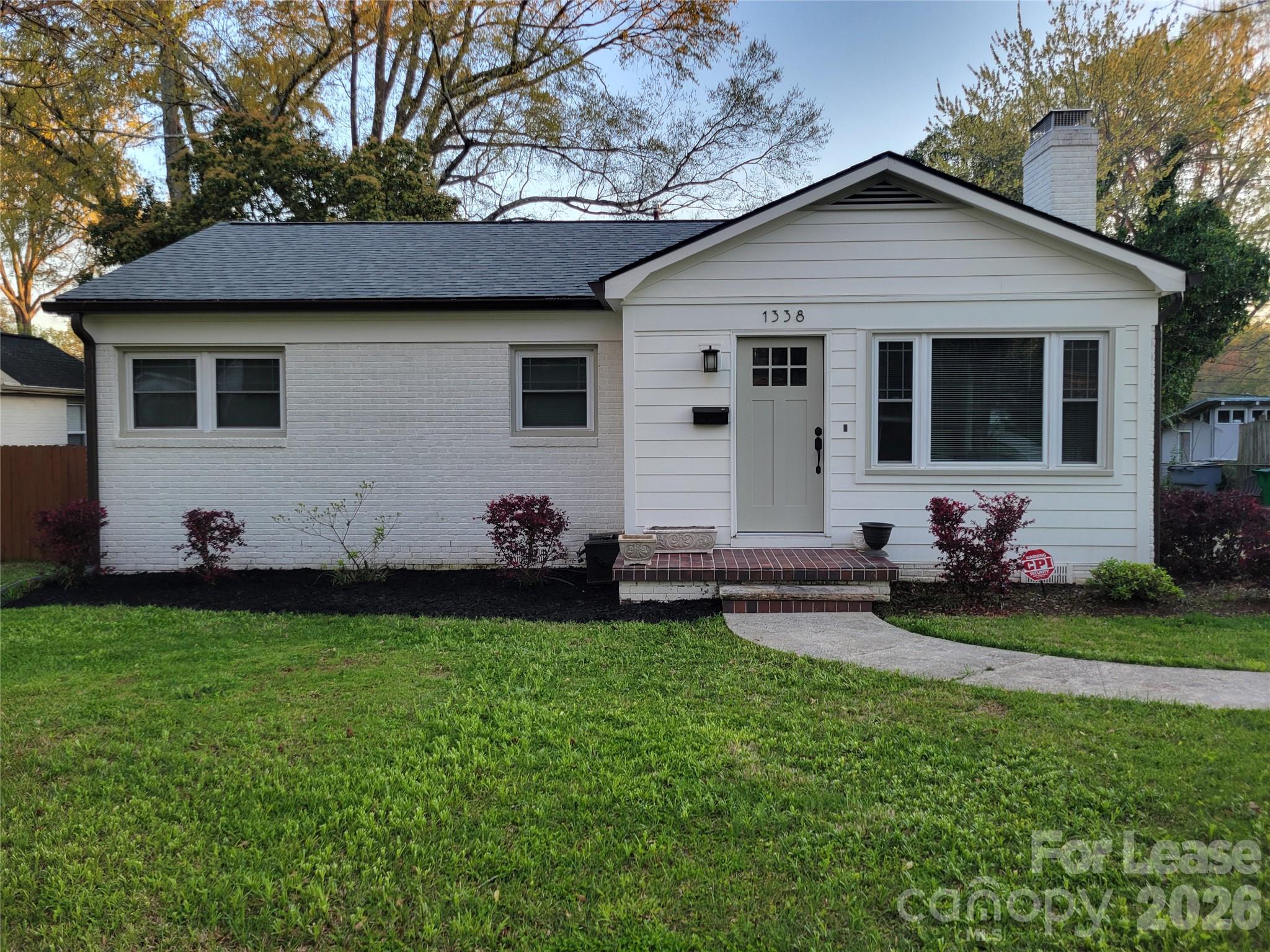 1338 Dresden Drive Property Photo 1