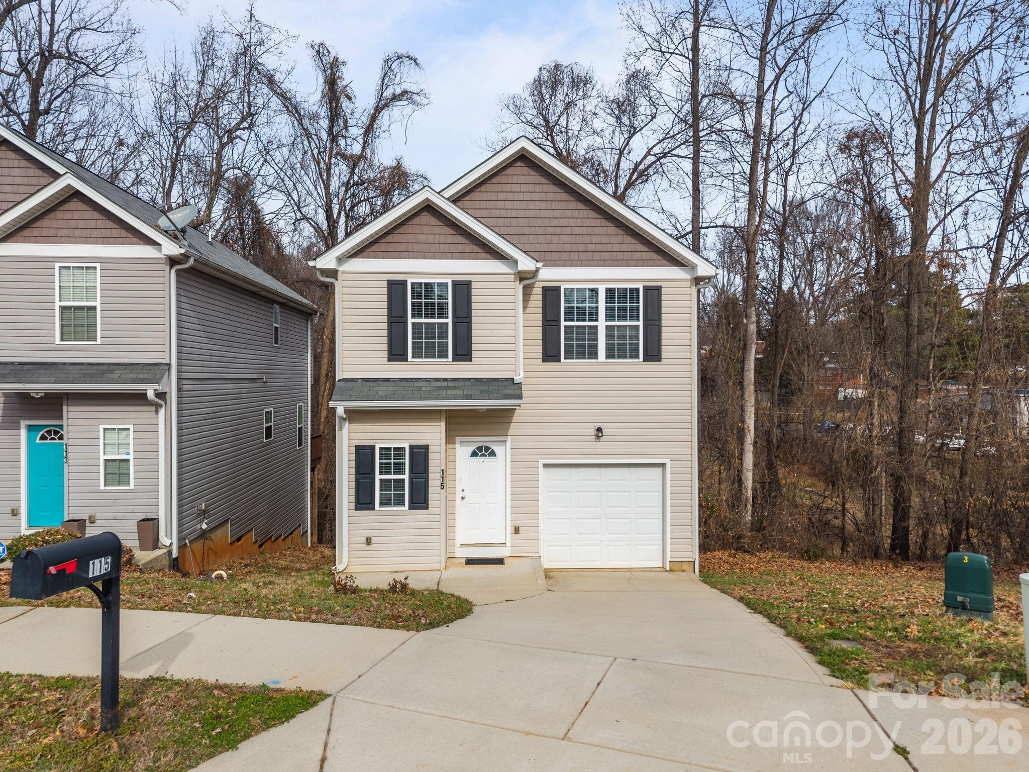 115 Lookout Point Place Property Photo 4