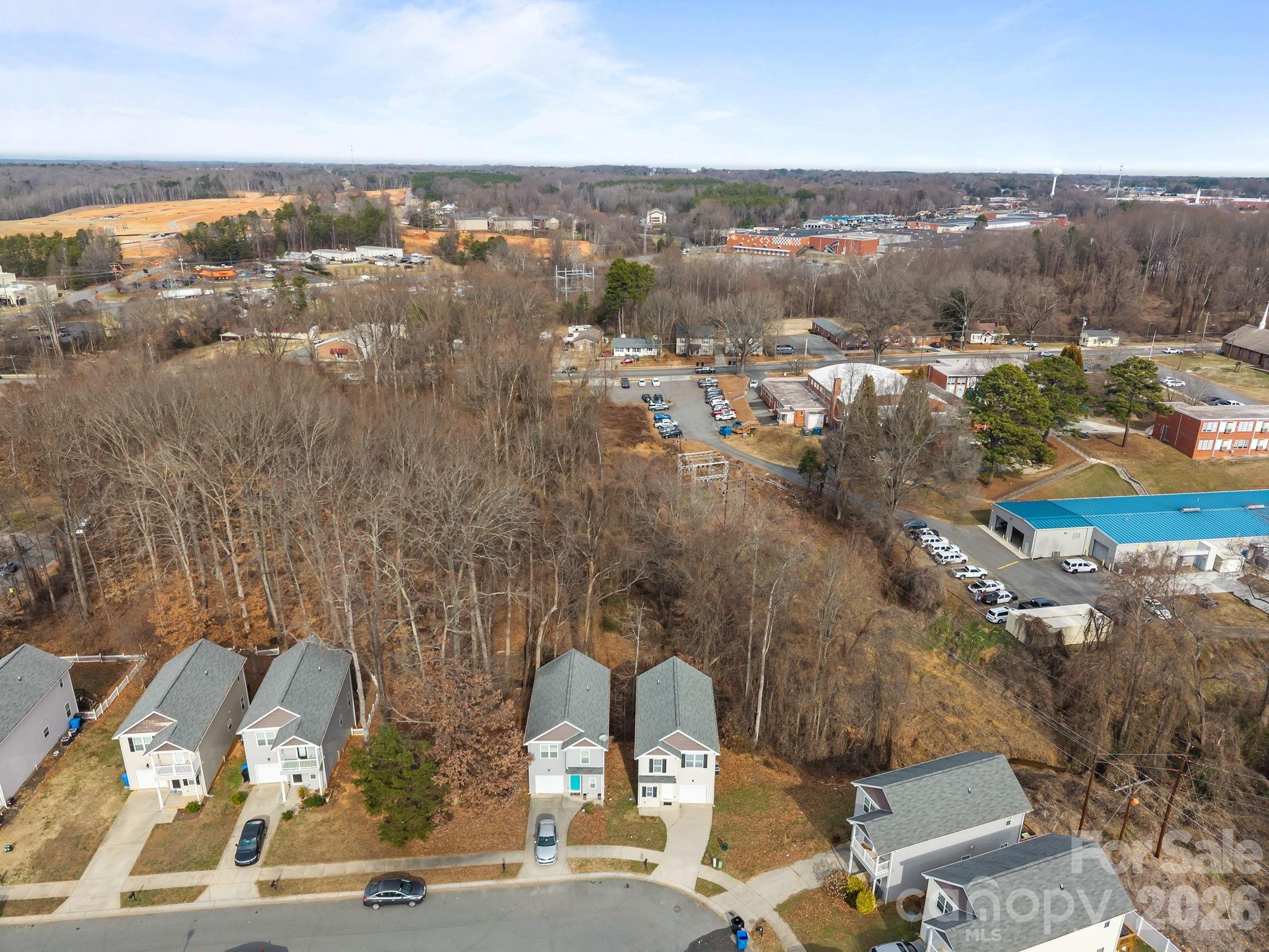 115 Lookout Point Place Property Photo 16