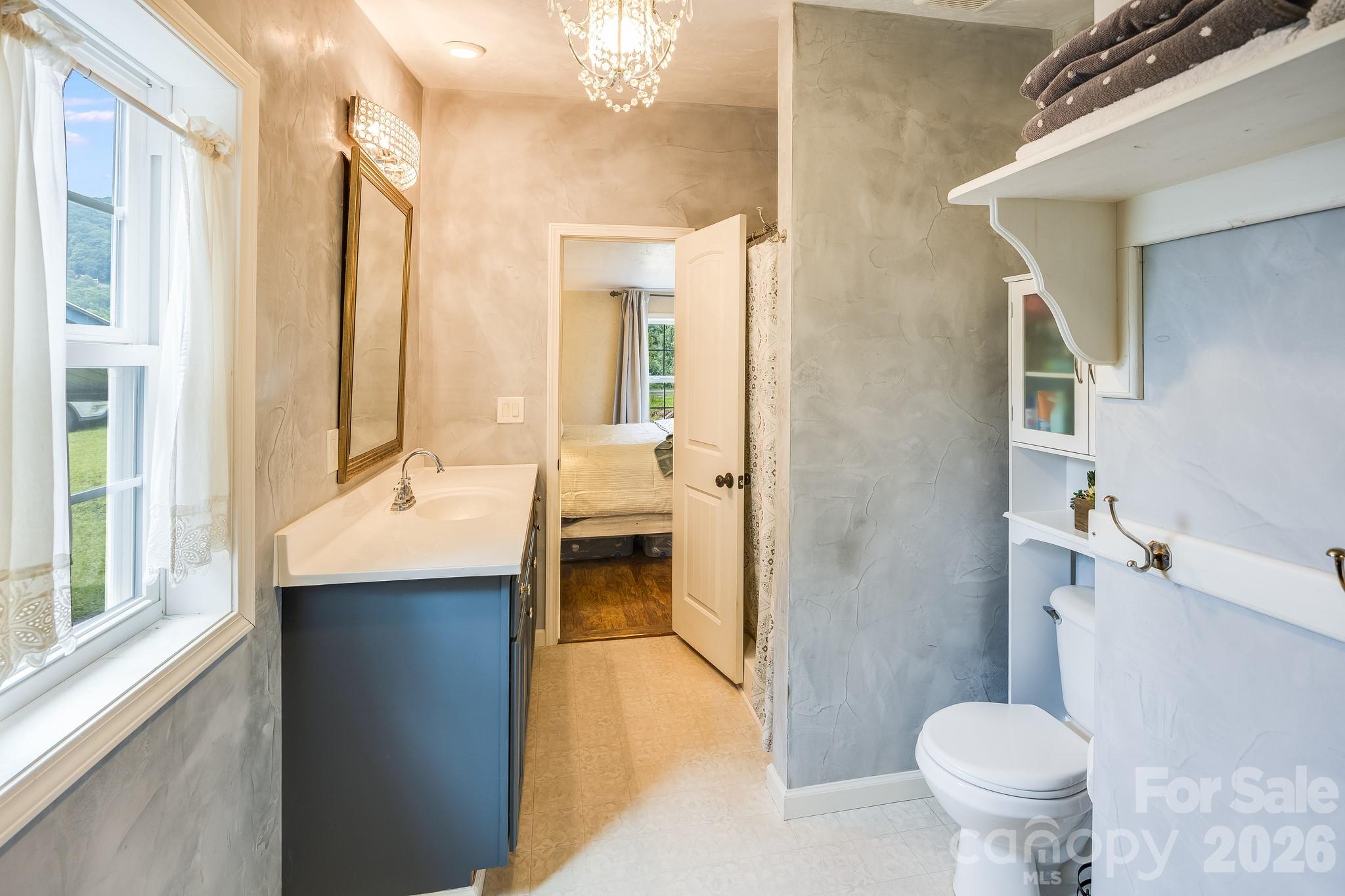 105 Short Meadow Drive Property Photo 18