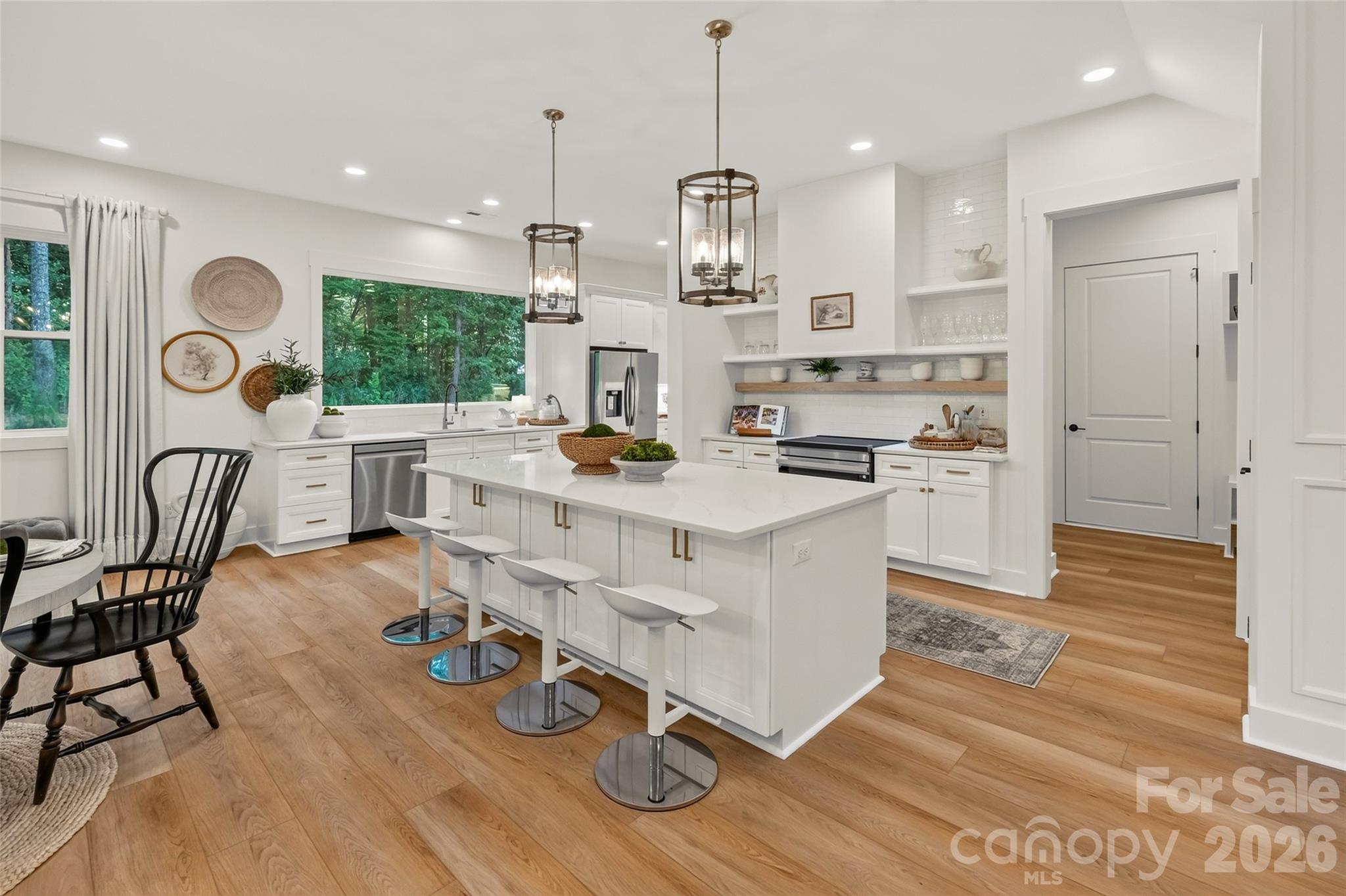 9401 Deer Run Road Property Photo 8