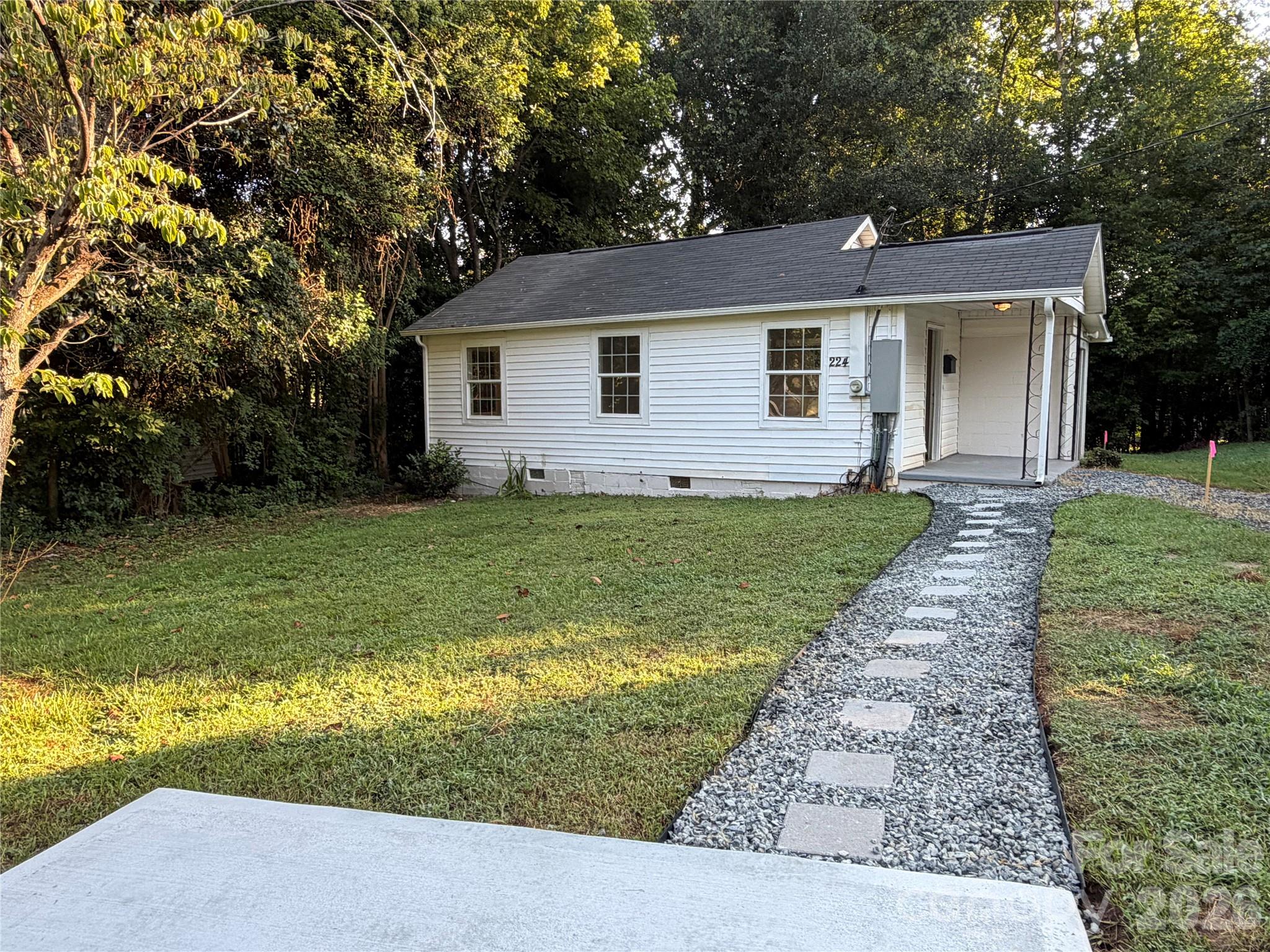 224 Avery Street Property Photo 1