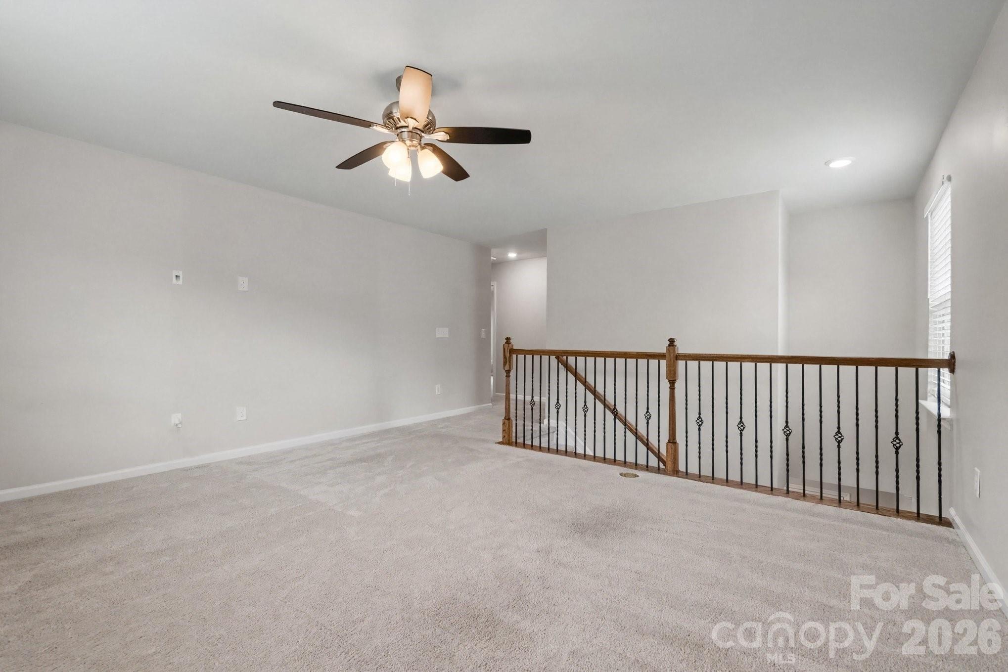 16846 Cozy Cove Road Property Photo 10