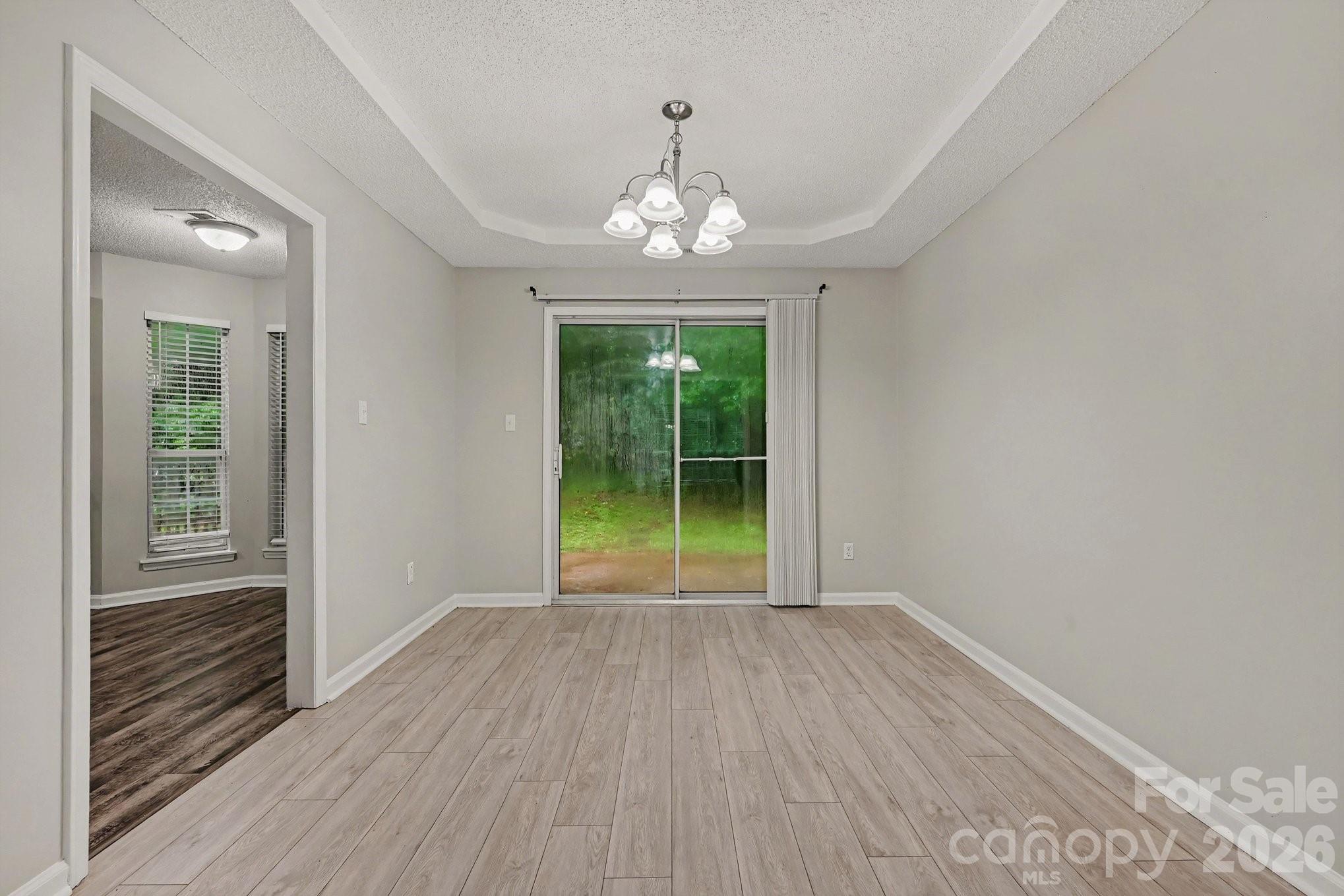 8722 Woodhill Manor Court Property Photo 5