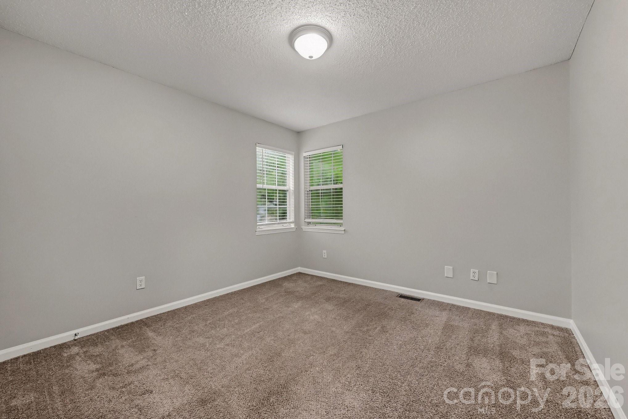 8722 Woodhill Manor Court Property Photo 12