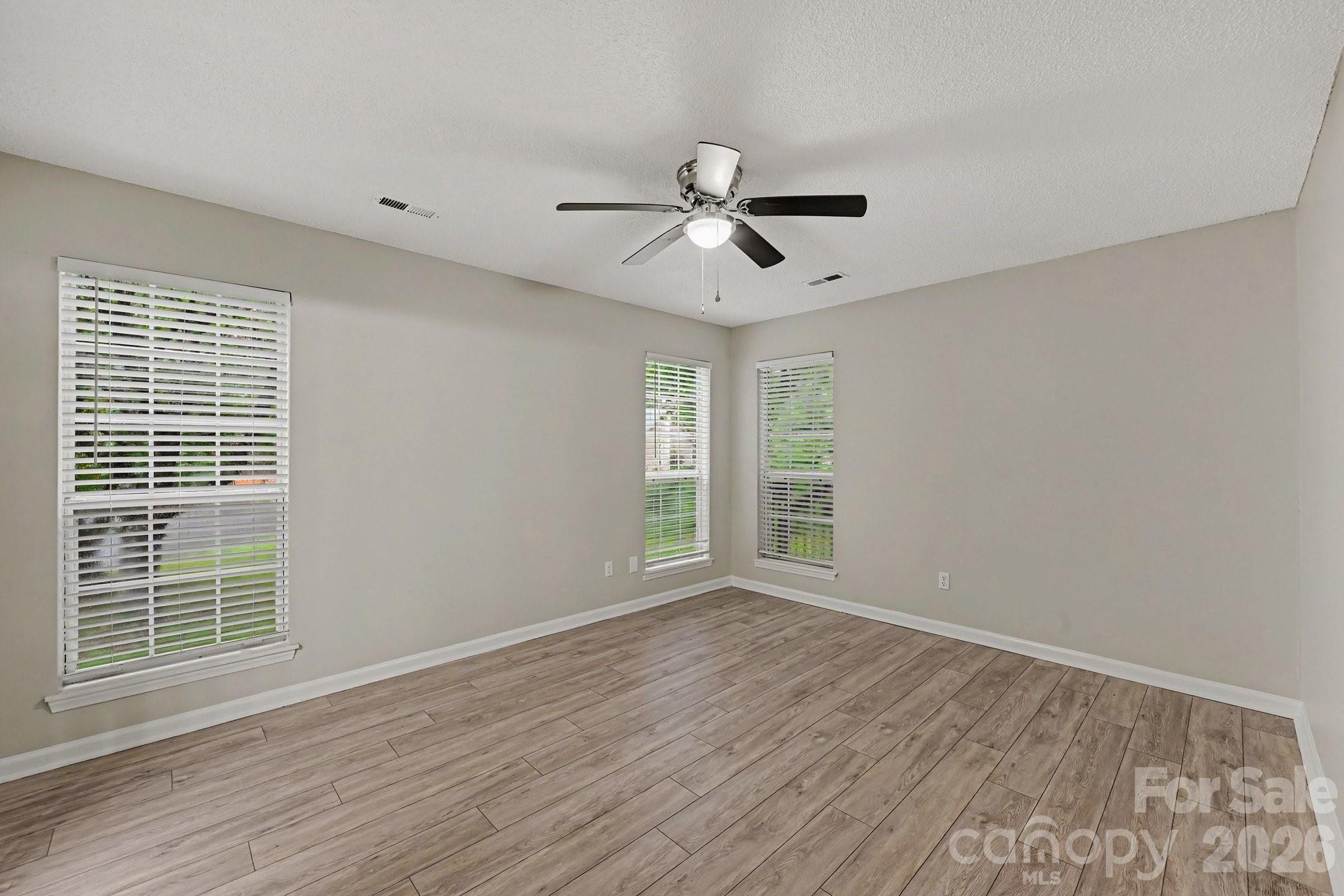 8722 Woodhill Manor Court Property Photo 13