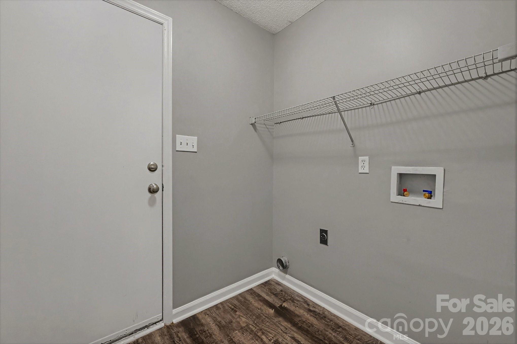 8722 Woodhill Manor Court Property Photo 20