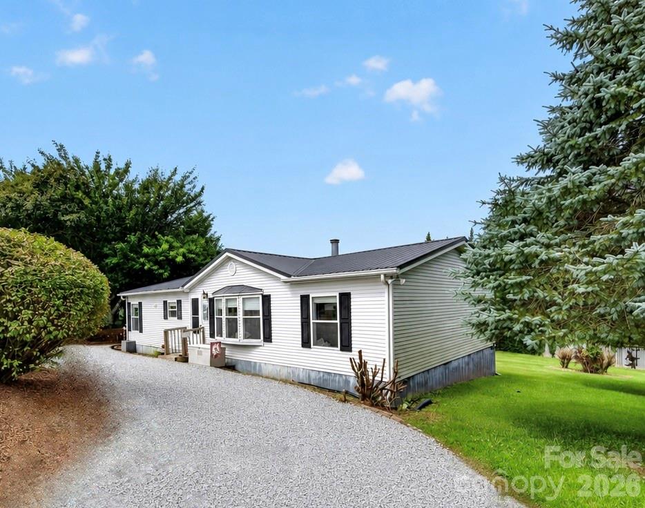 26 Sweet Briar Path Way Property Photo 1