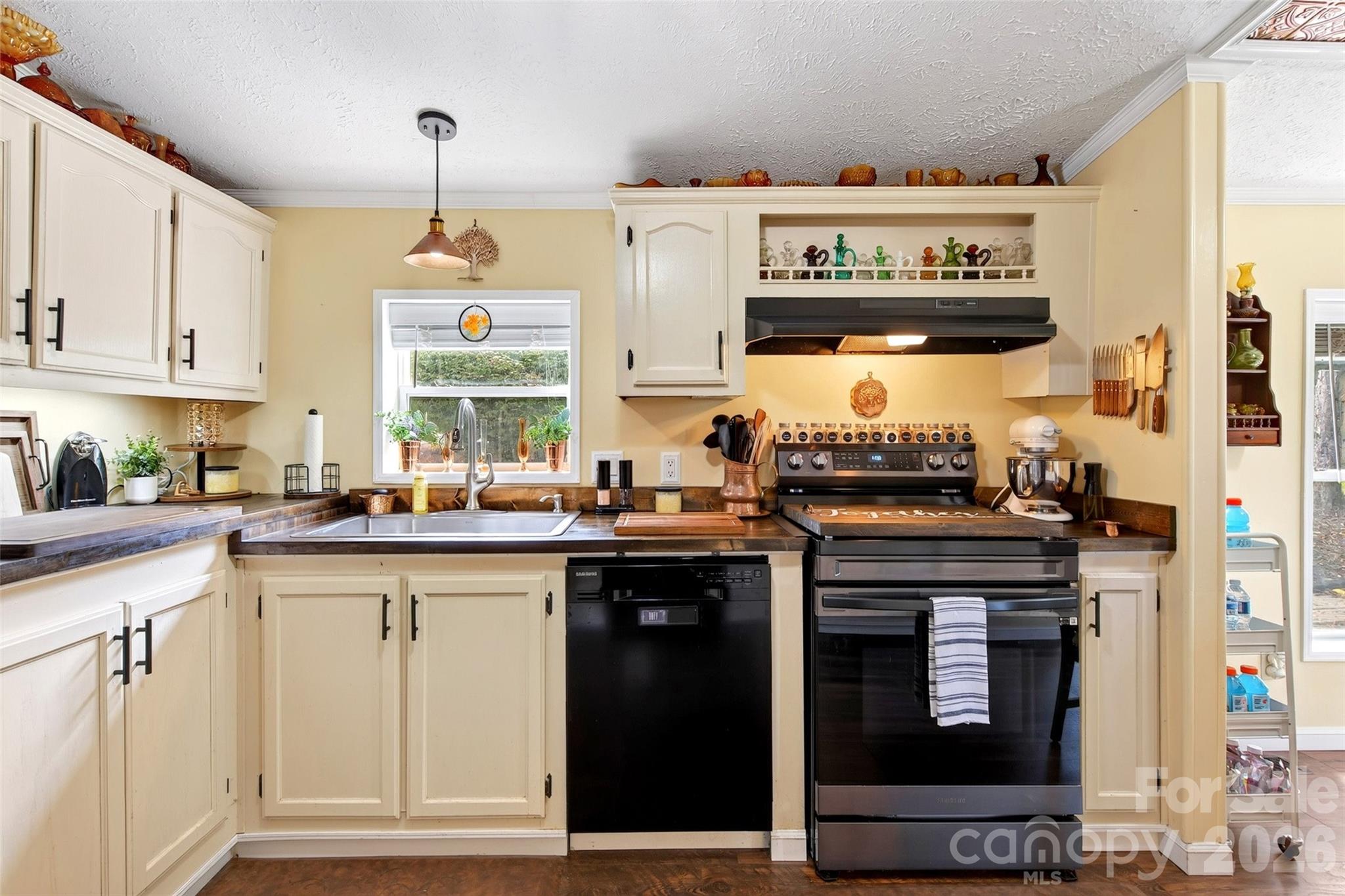 26 Sweet Briar Path Way Property Photo 9
