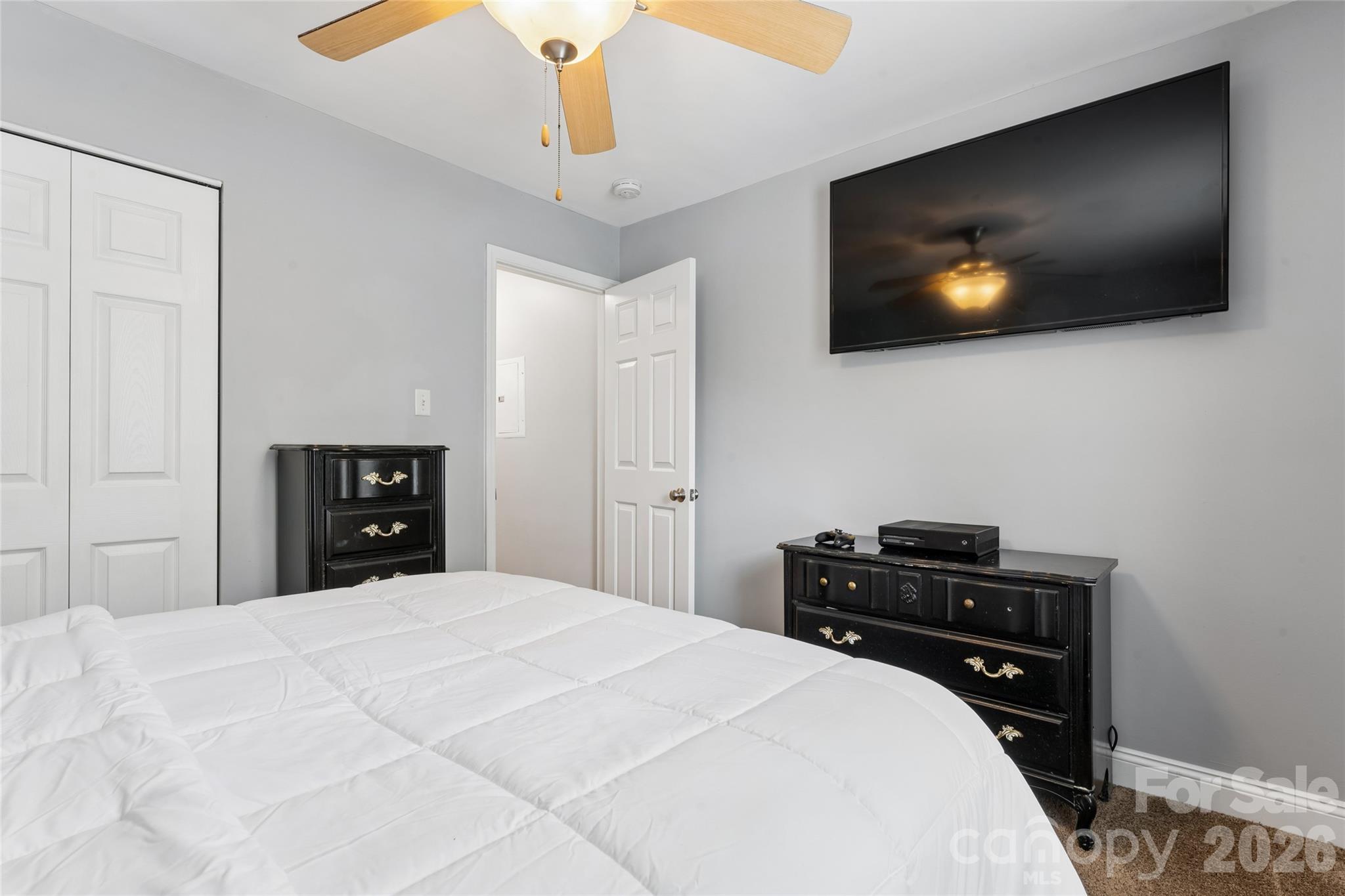 1806 Fairlawn Court Property Photo 15