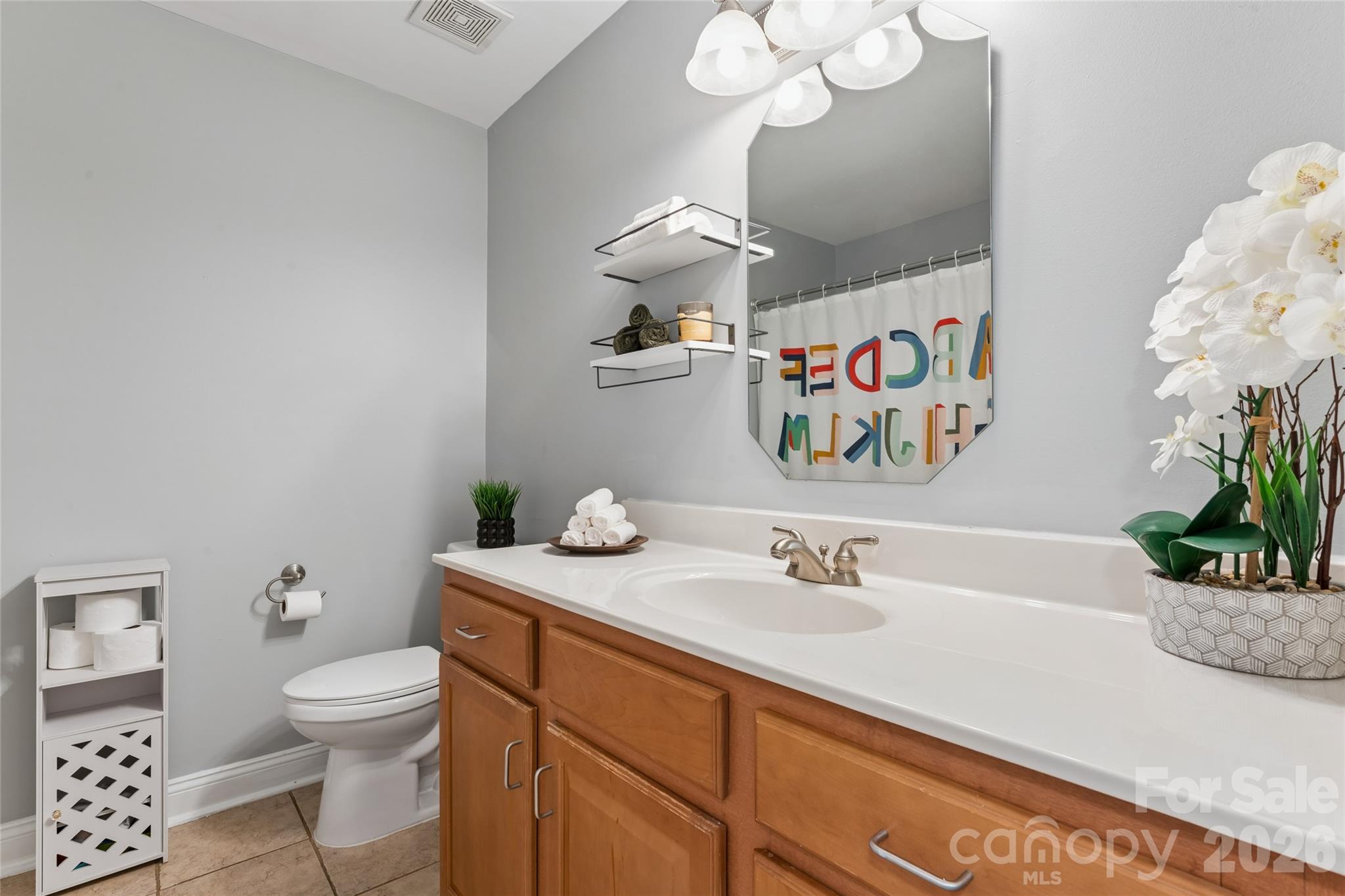 1806 Fairlawn Court Property Photo 17