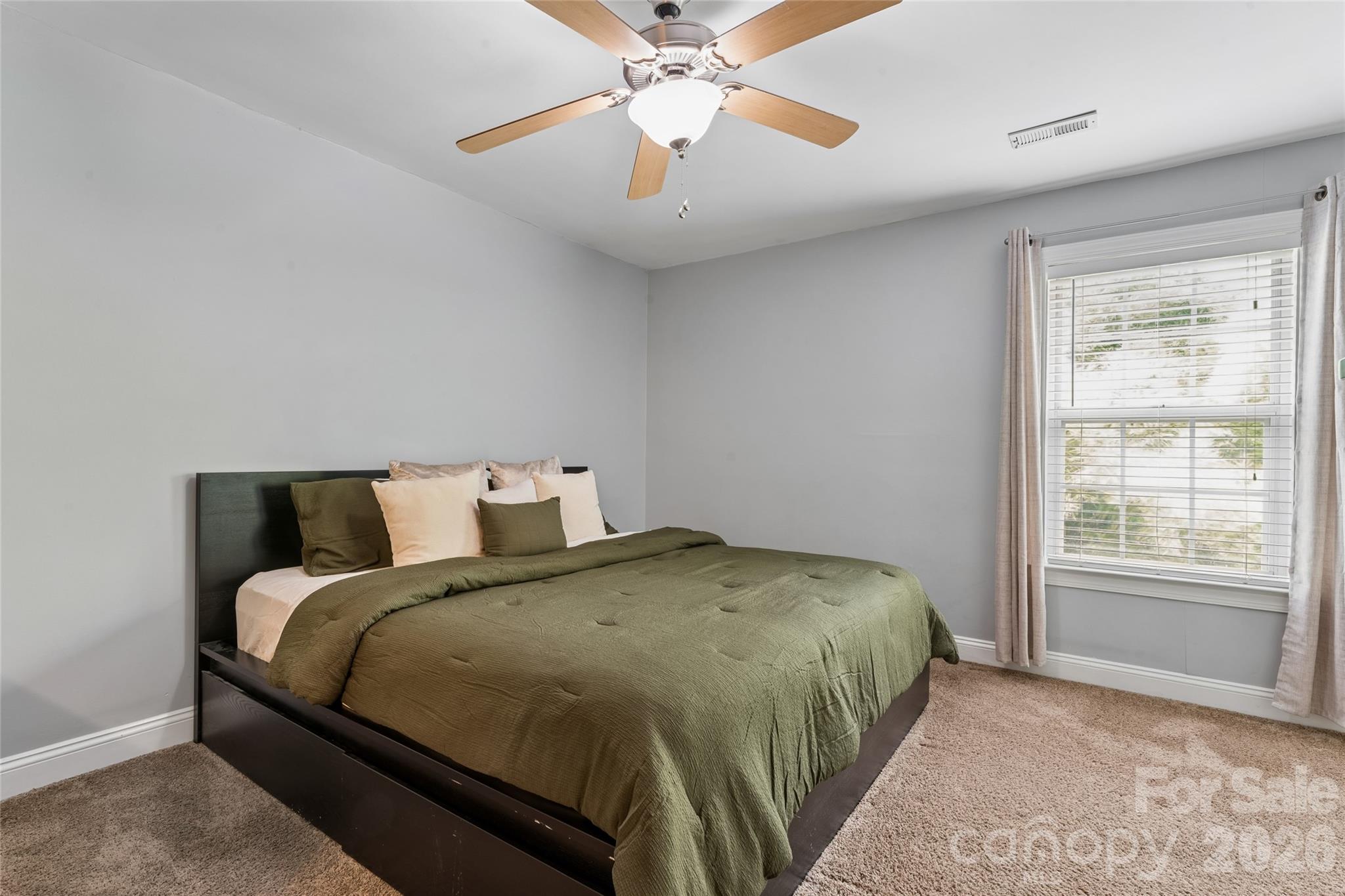 1806 Fairlawn Court Property Photo 21