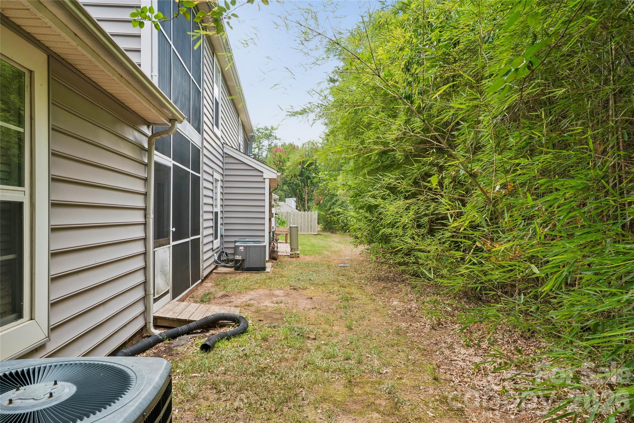 1806 Fairlawn Court Property Photo 25