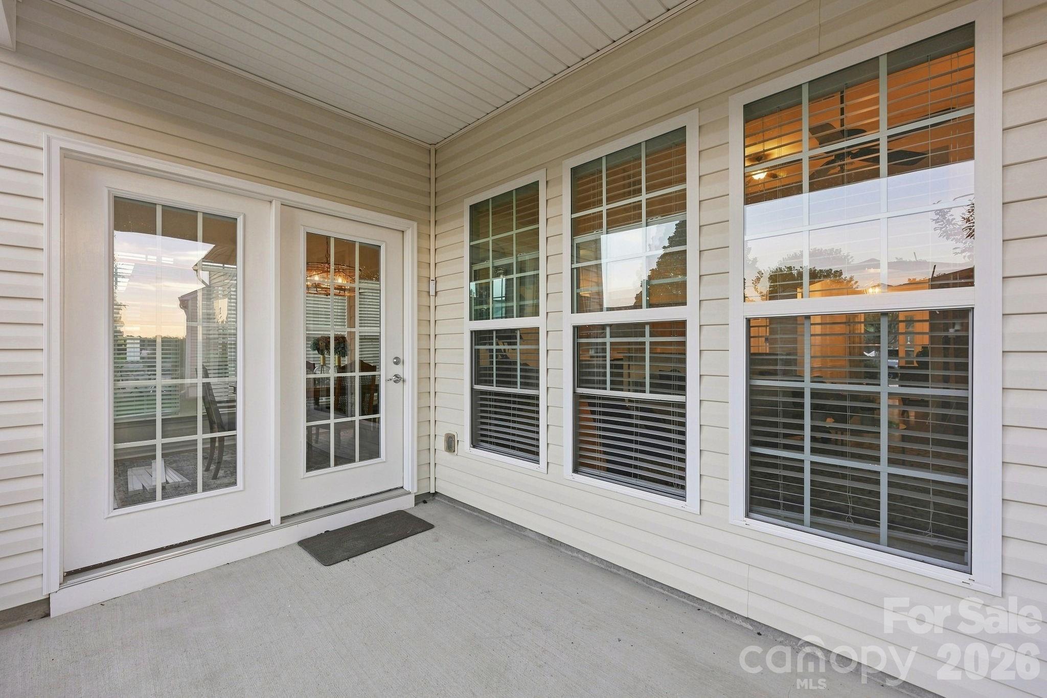 1040 Mesa Verde Drive Property Photo 32