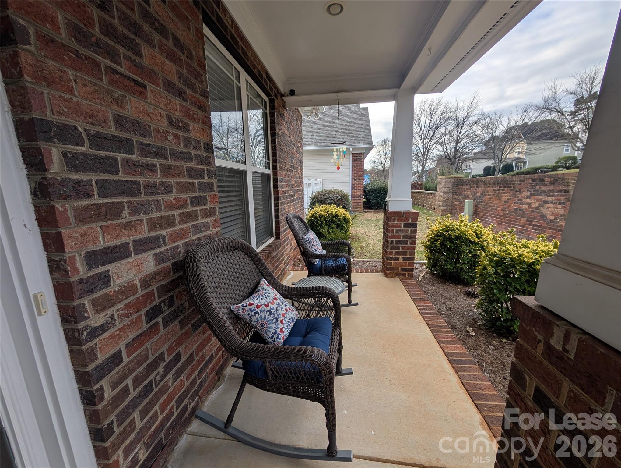 20207 Colony Point Lane Property Photo 2