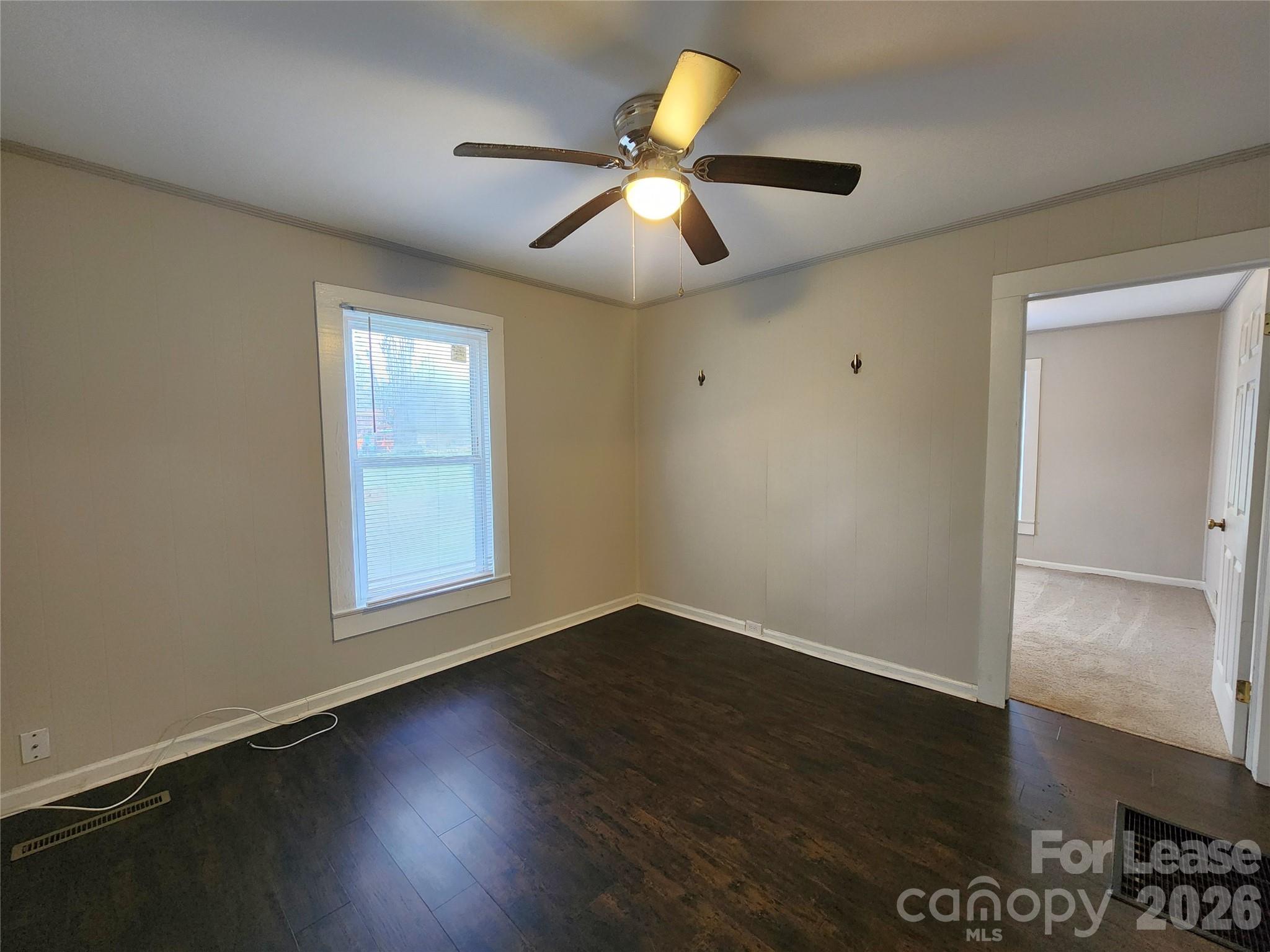 507 S Vance Street Property Photo 8