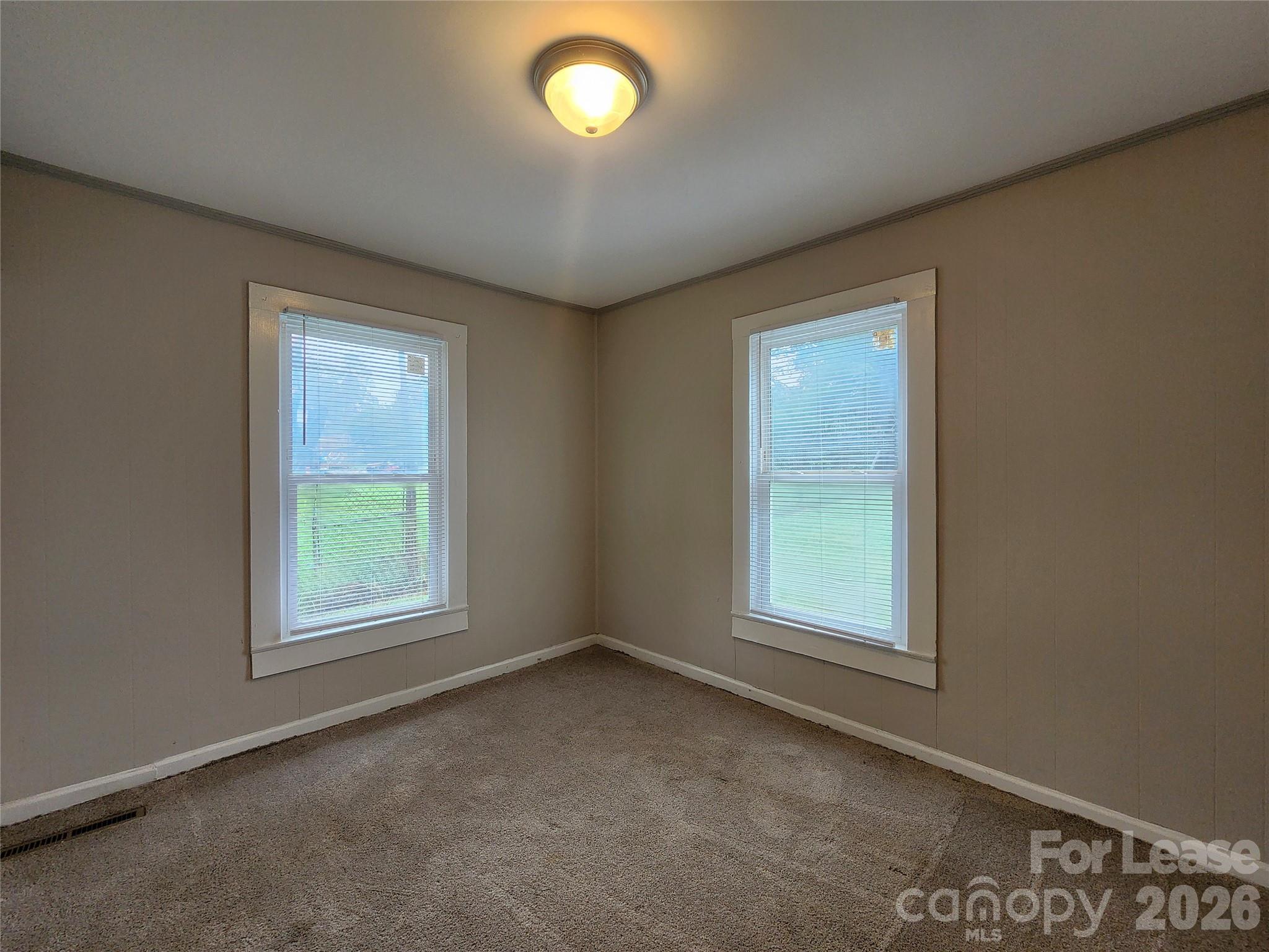 507 S Vance Street Property Photo 13