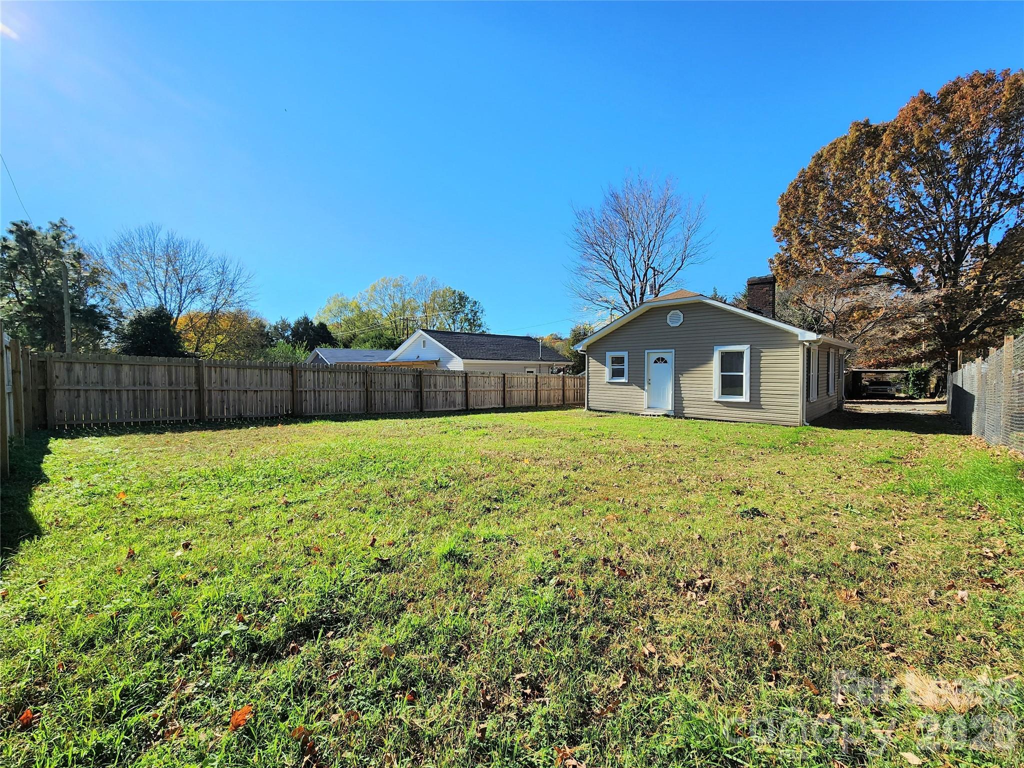 507 S Vance Street Property Photo 15