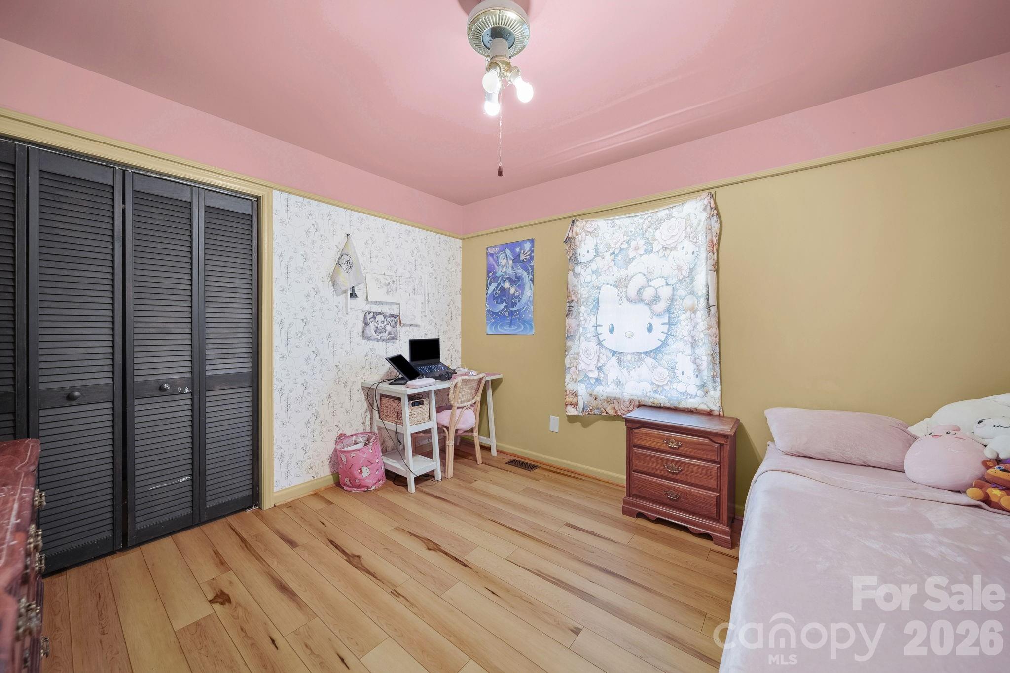 6643 Wards Gap Road Property Photo 10