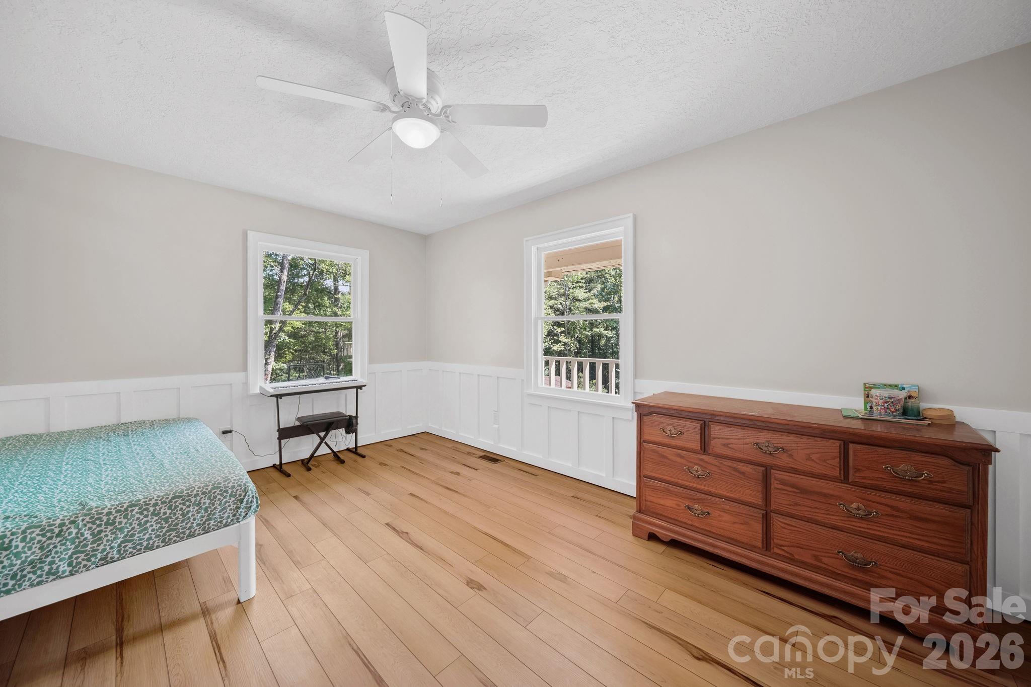6643 Wards Gap Road Property Photo 11