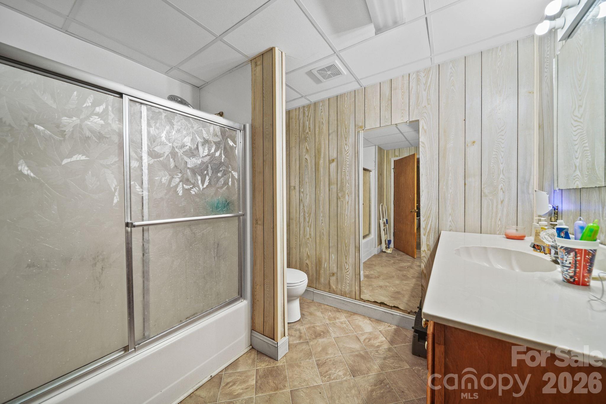 6643 Wards Gap Road Property Photo 12