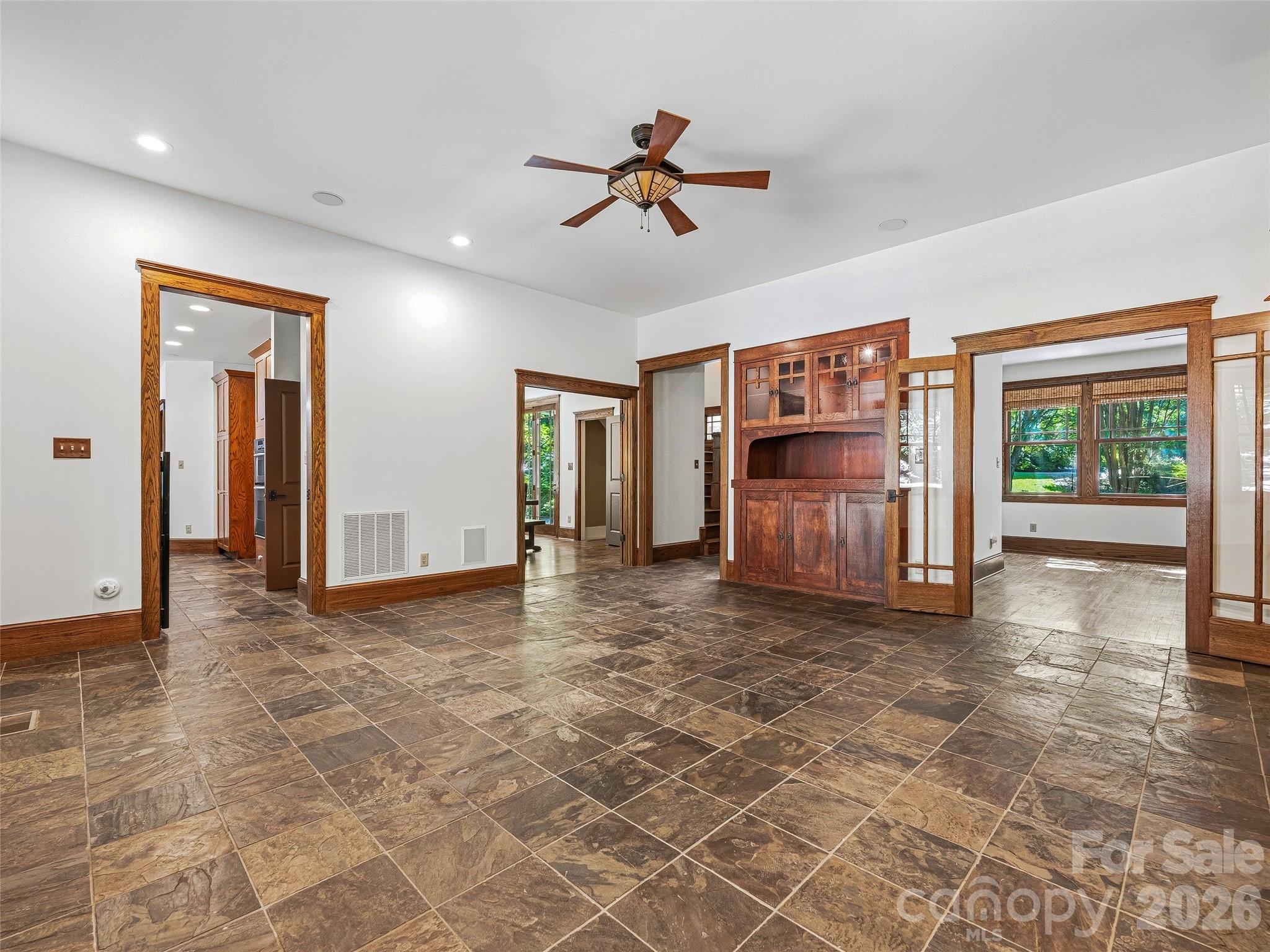 1606 Olmsted Drive Property Photo 11
