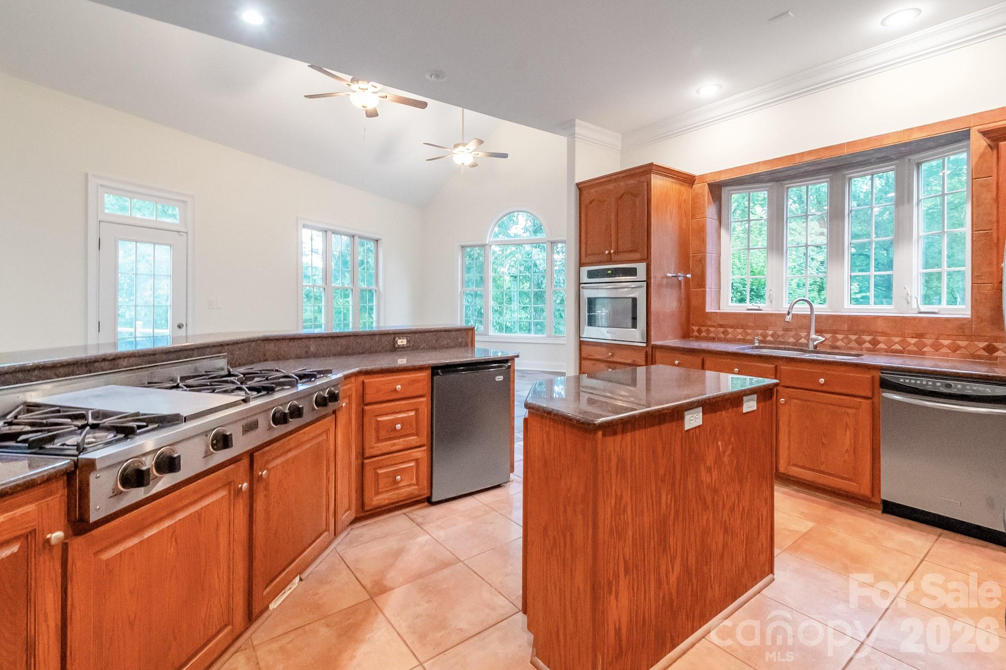 3248 The Knoll Lane Property Photo 14