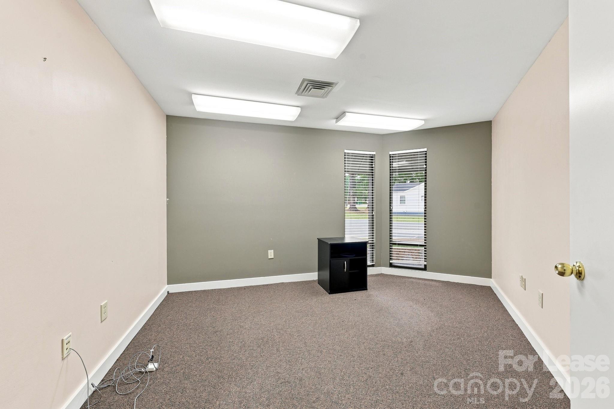 624 N Main Street Property Photo 41