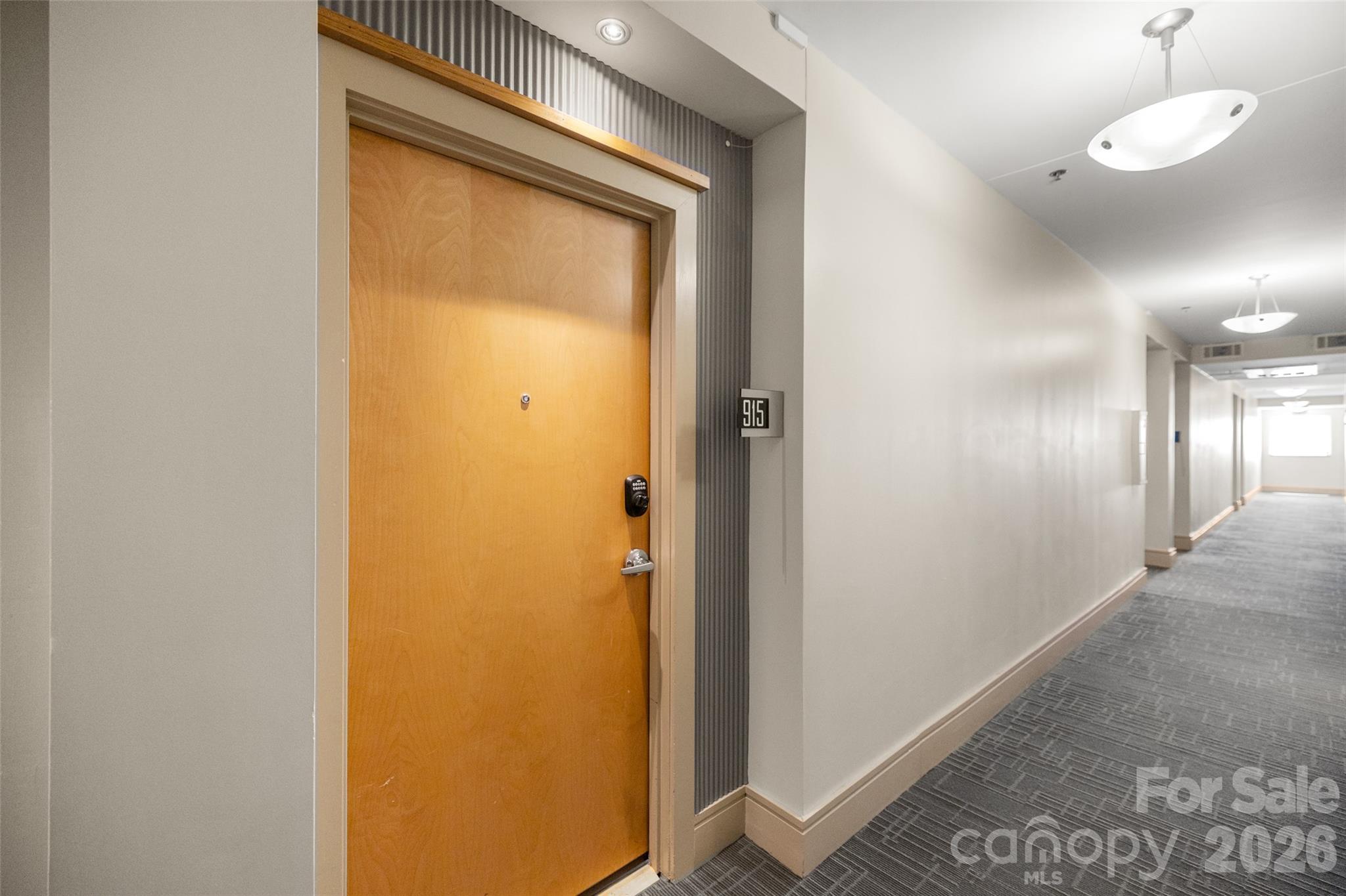 505 E 6th Street 915 Property Photo 12