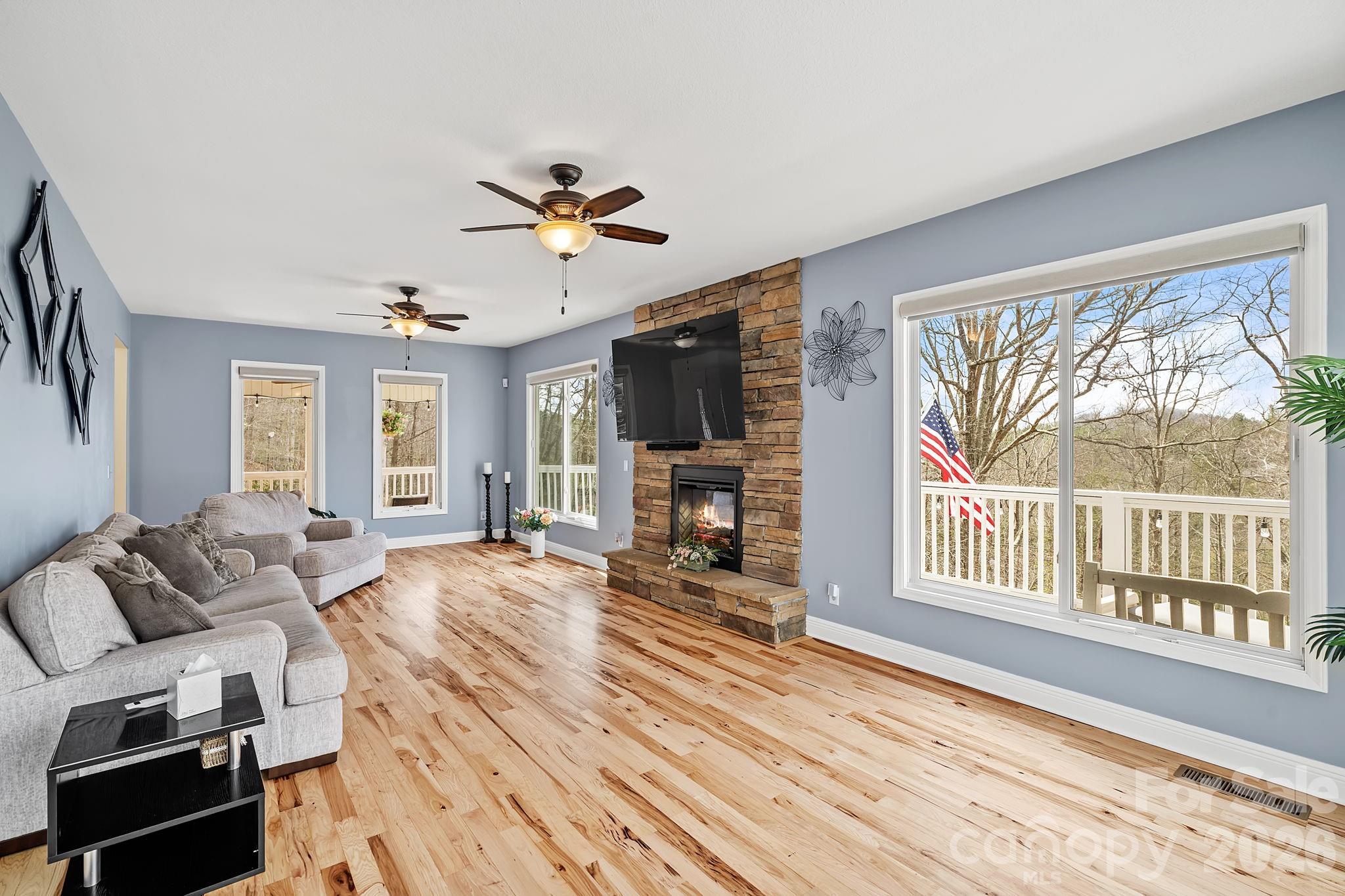 36 Ivy Cove Road Property Photo 5