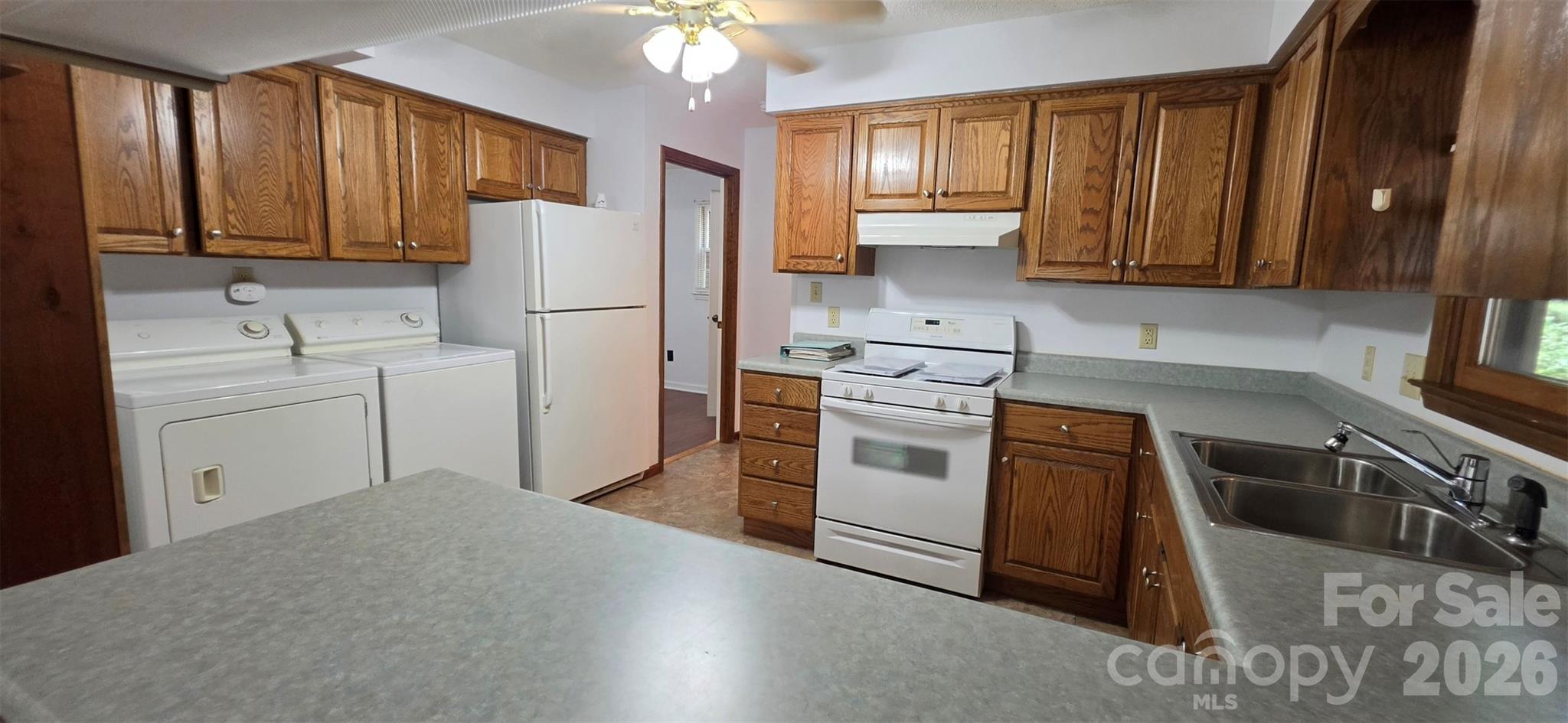 139 Little Creek Lane Property Photo 7