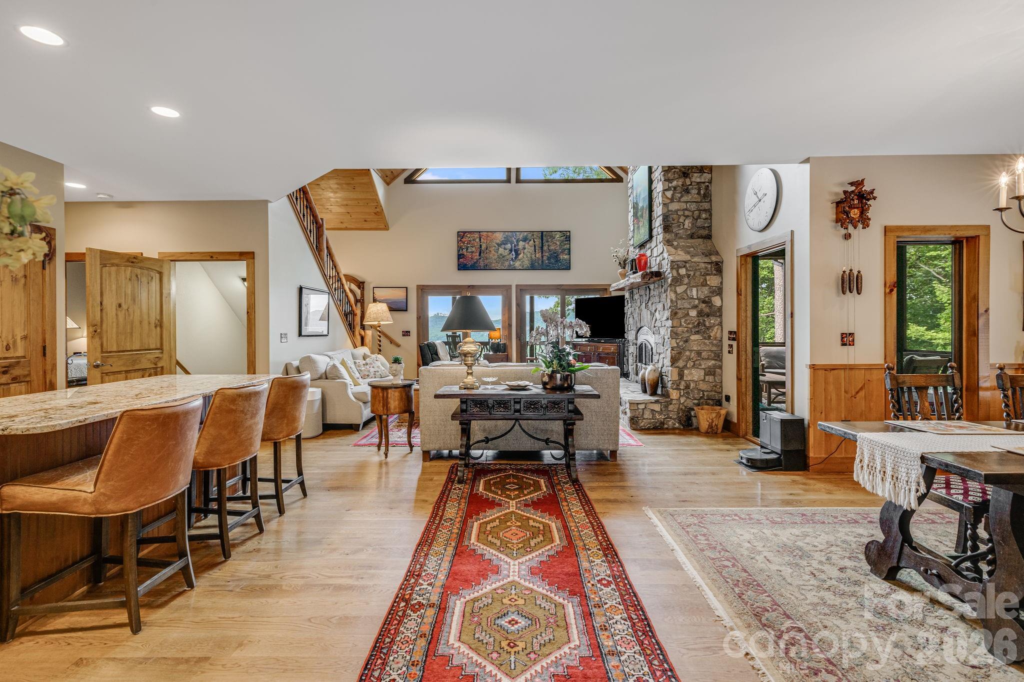 138 Bear Paw Drive Property Photo 8