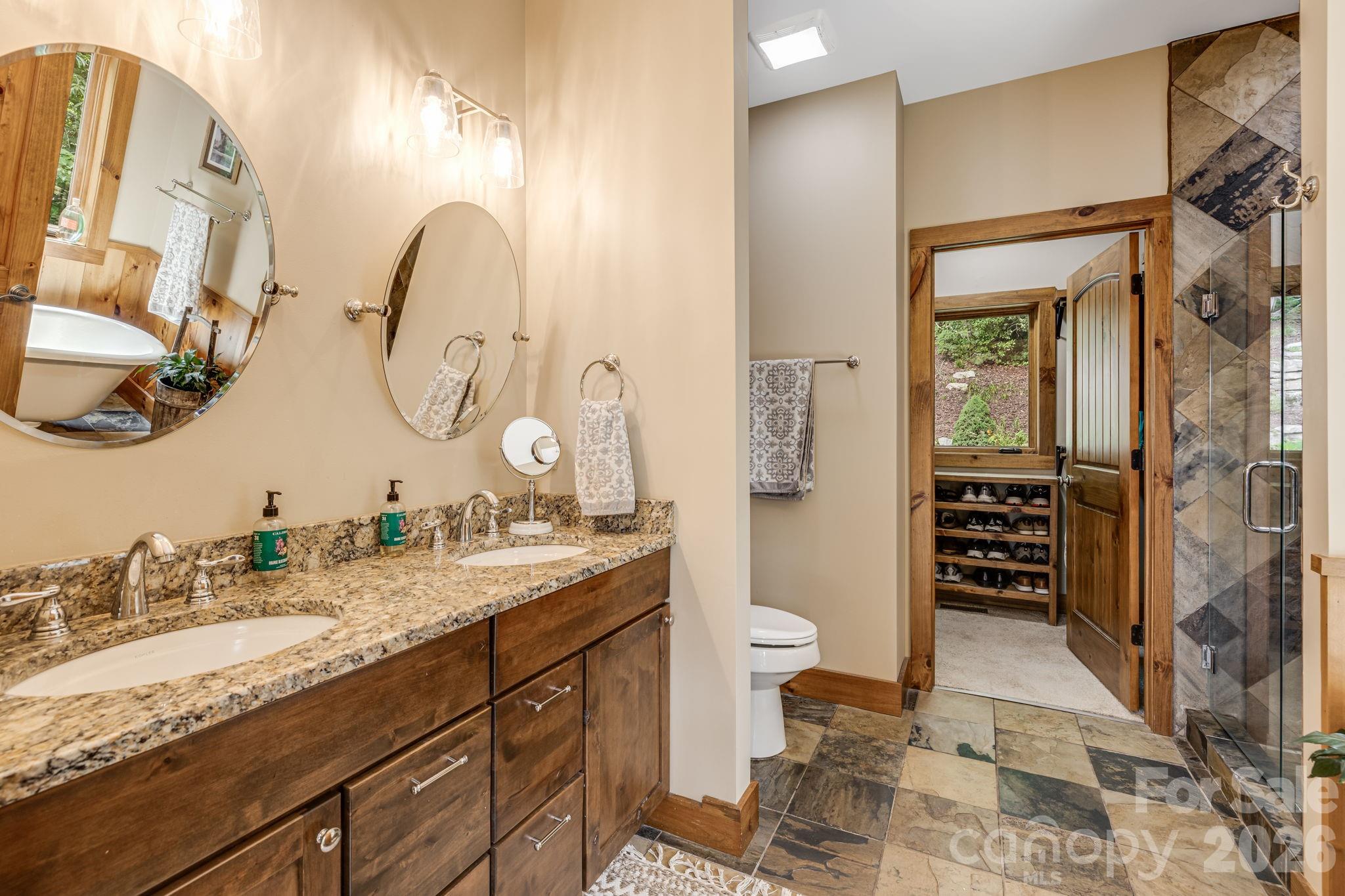 138 Bear Paw Drive Property Photo 24