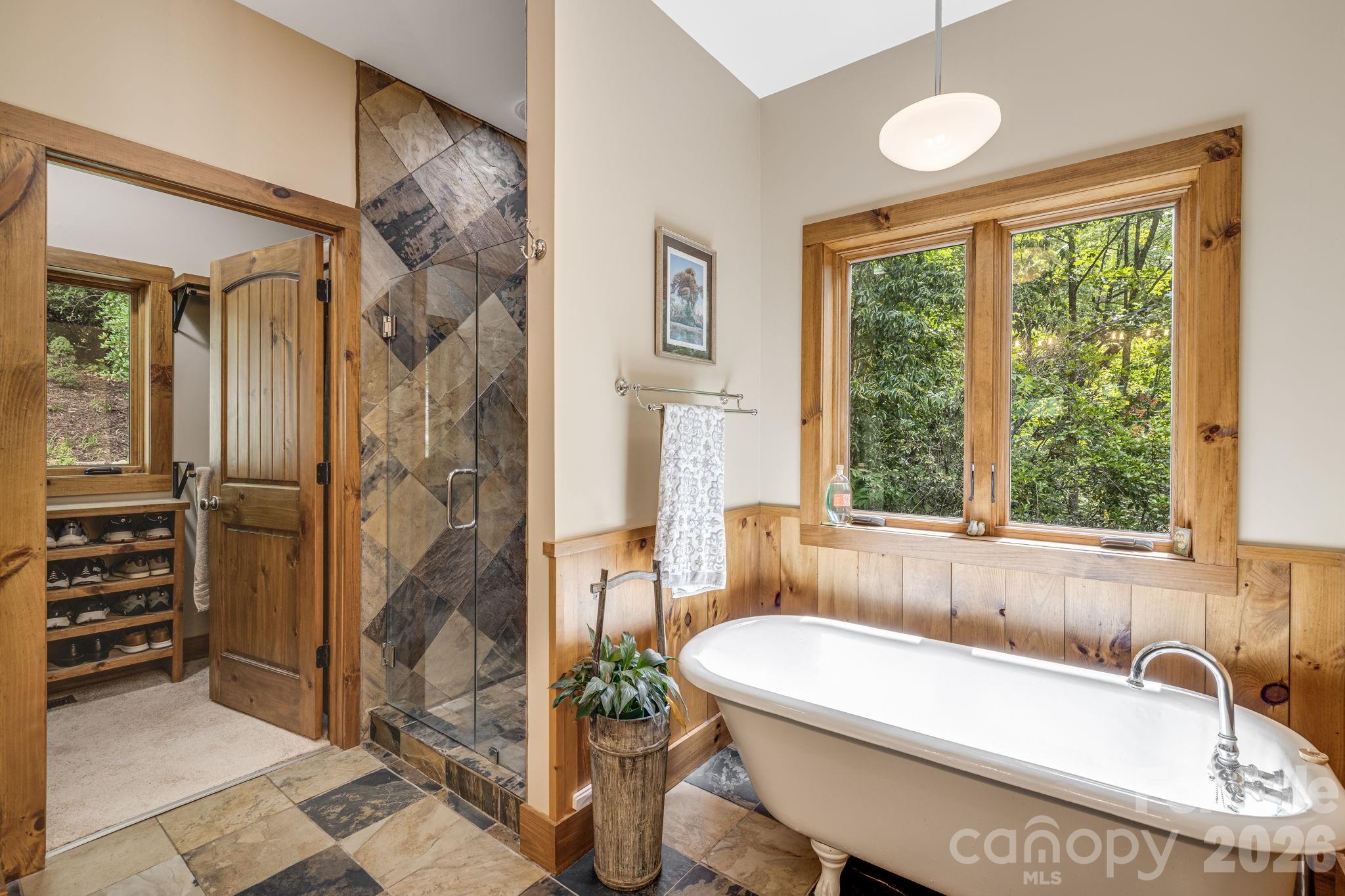 138 Bear Paw Drive Property Photo 25