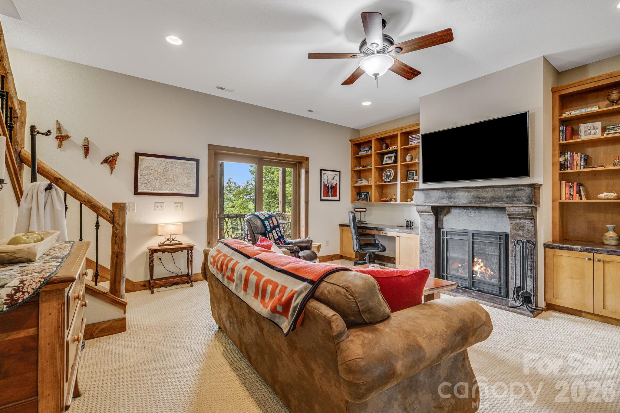138 Bear Paw Drive Property Photo 32
