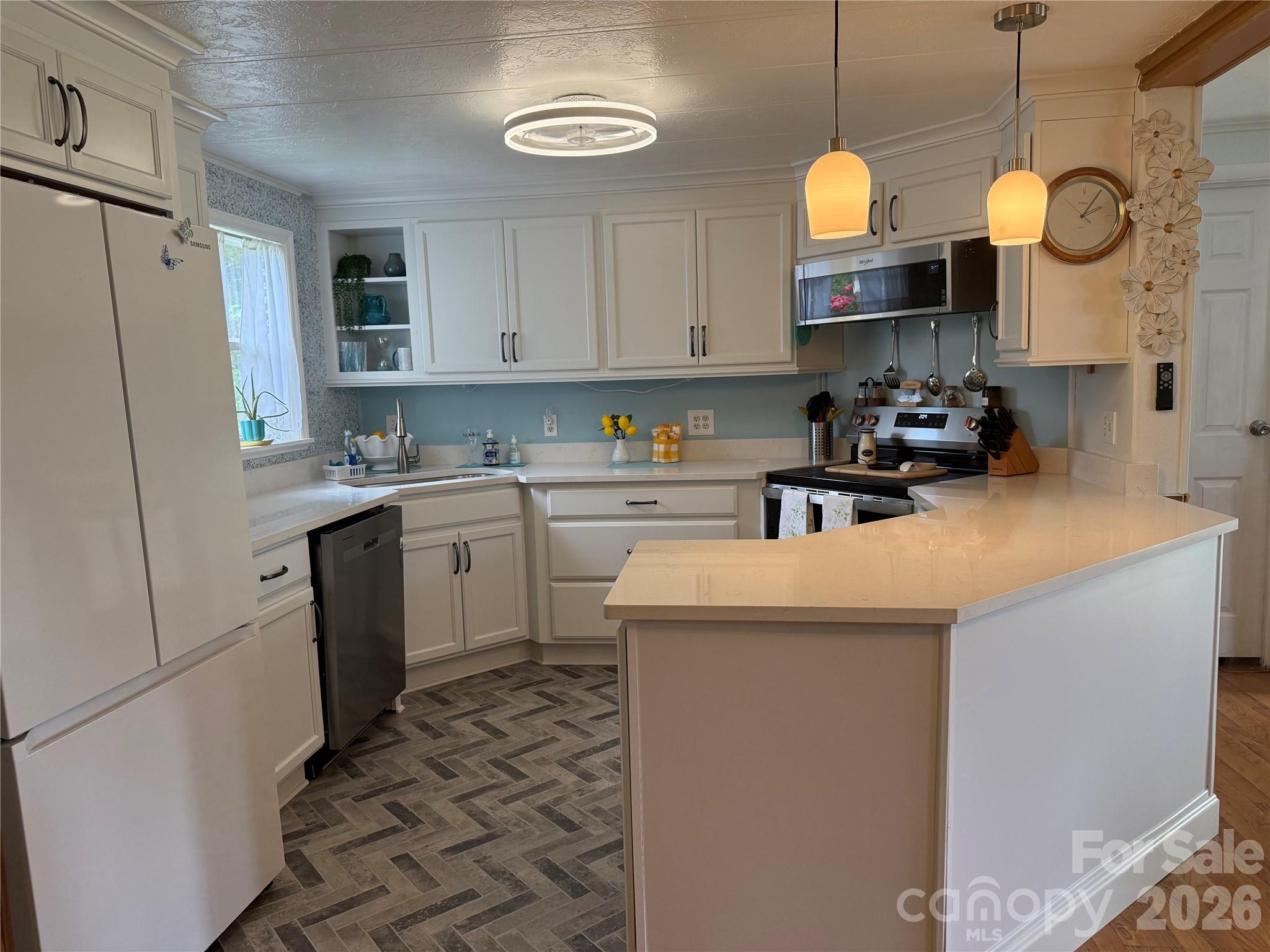 227 Cranbrook Circle Property Photo 16