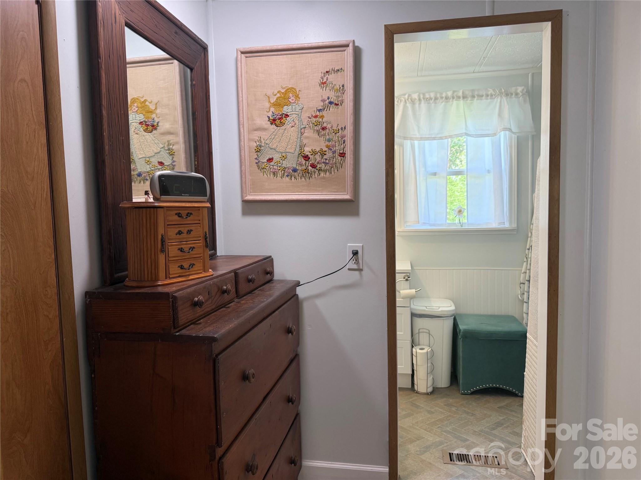 227 Cranbrook Circle Property Photo 28