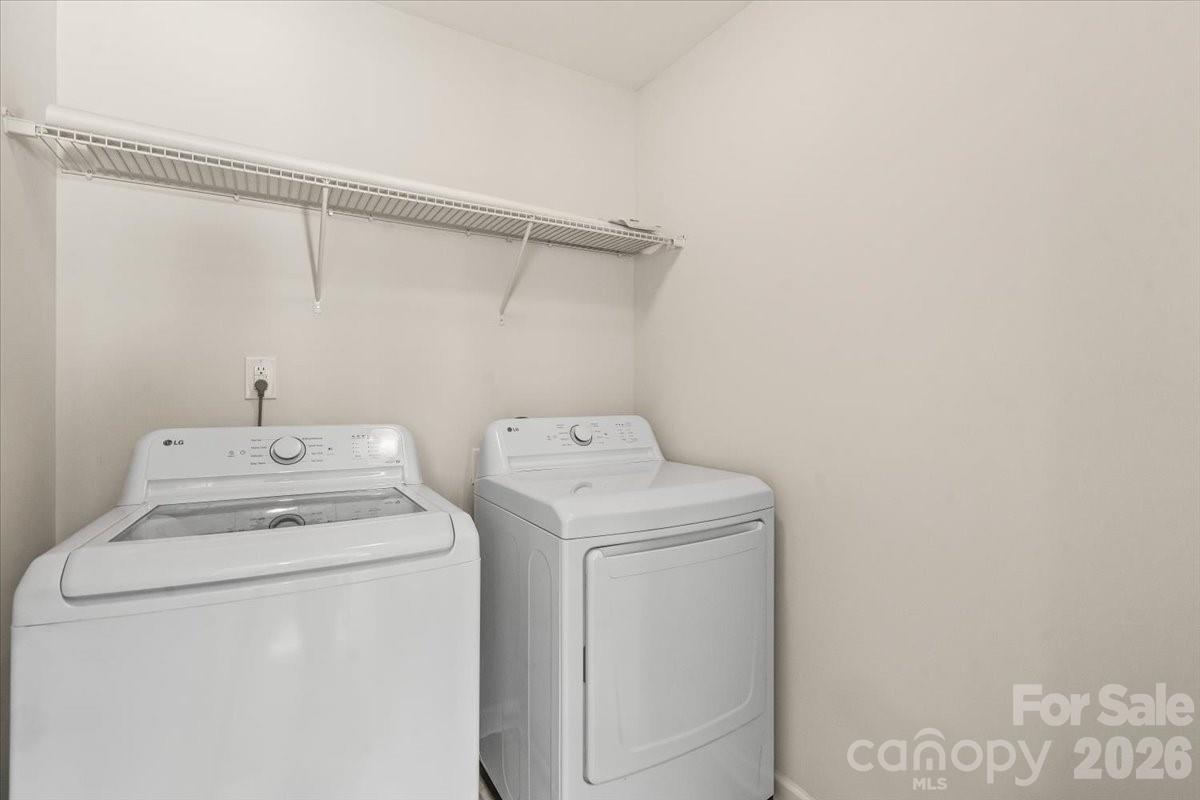 4627 Shattalon Drive Property Photo 16