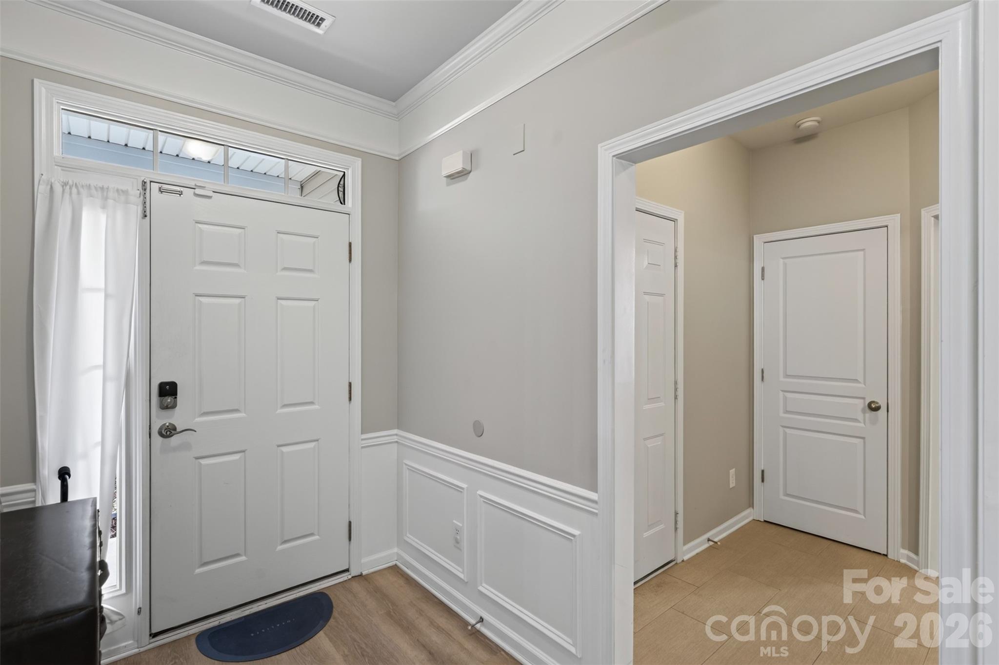 9114 Beaver Brook Way Property Photo 6