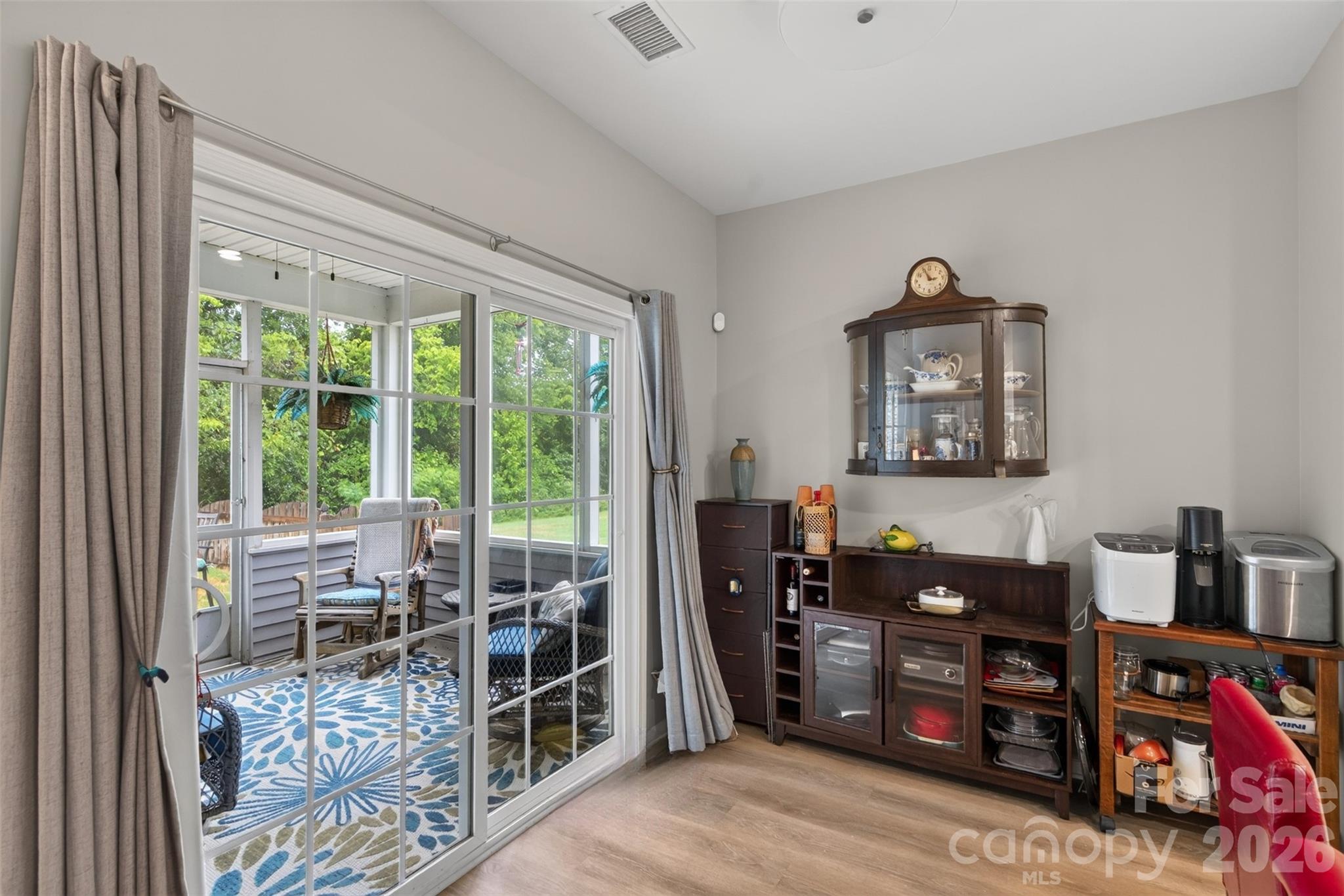 9114 Beaver Brook Way Property Photo 23