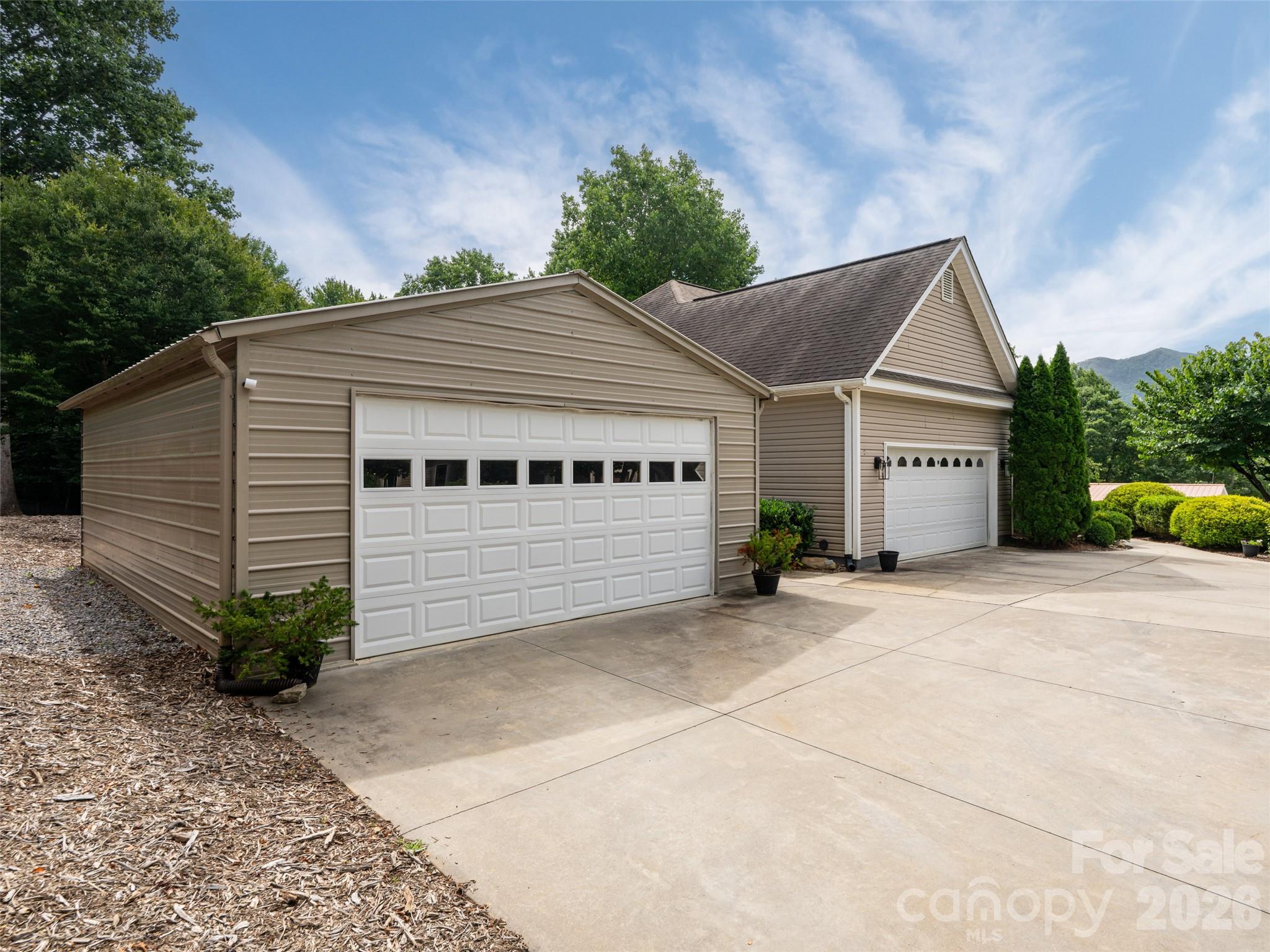 125 Craggy Street Property Photo 45