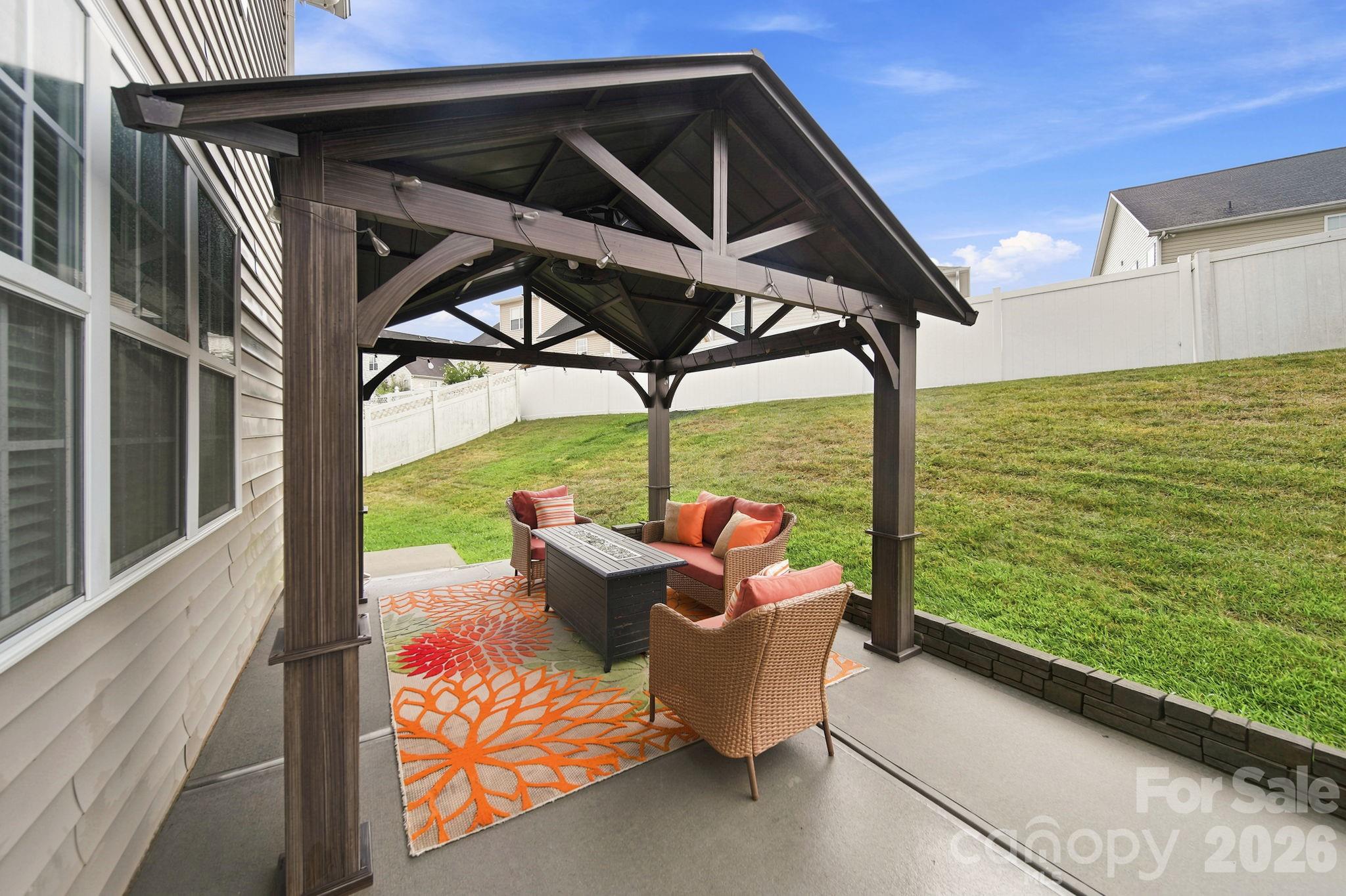 10906 Trout Creek Place Property Photo 8