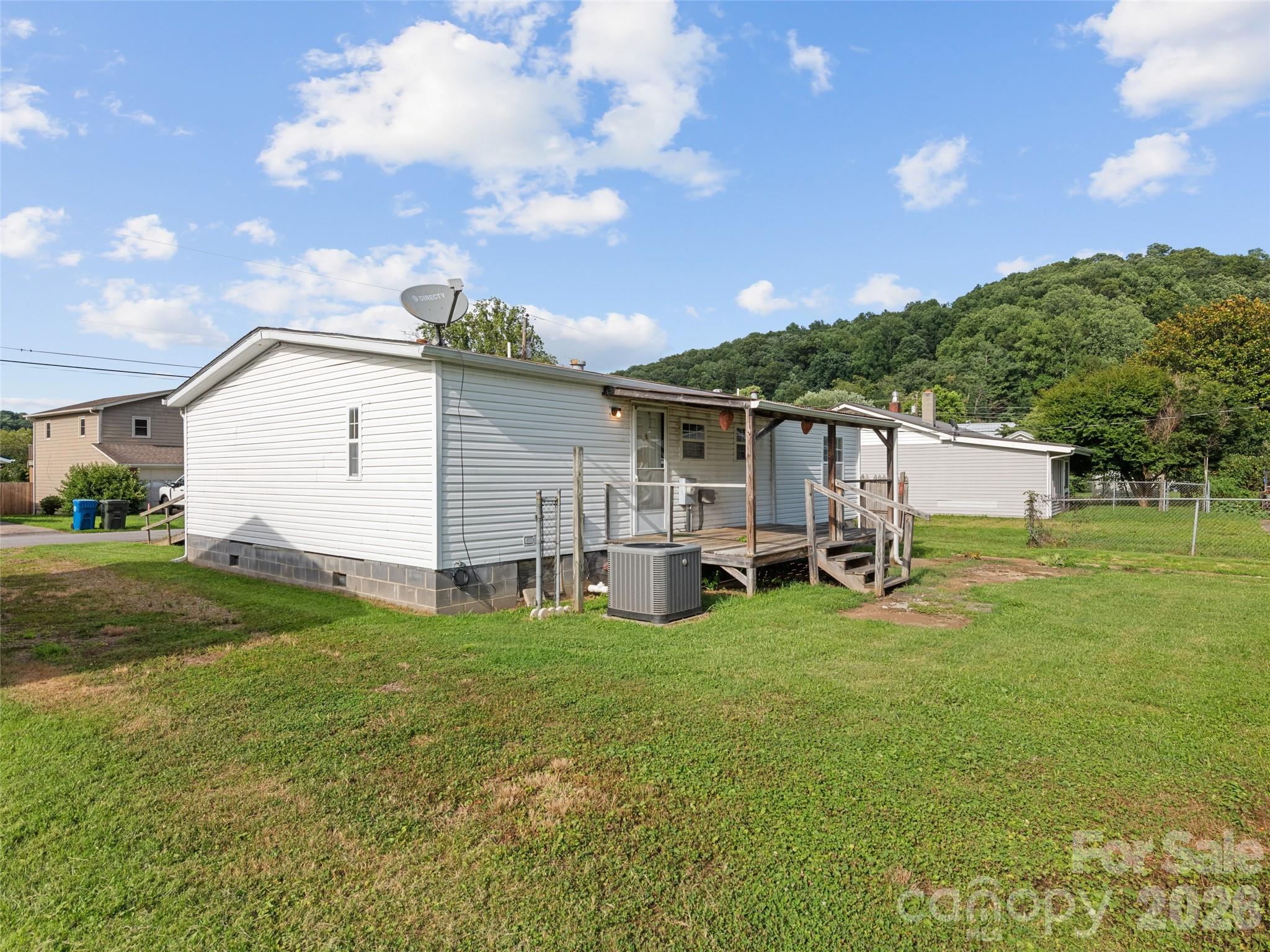 39 Spruce Street Property Photo 2