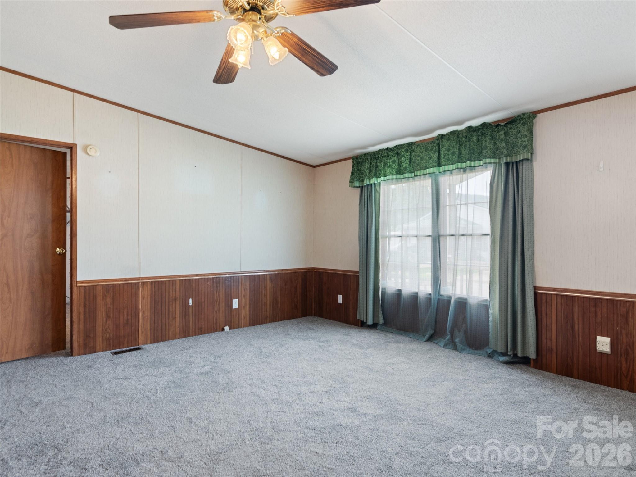 39 Spruce Street Property Photo 8
