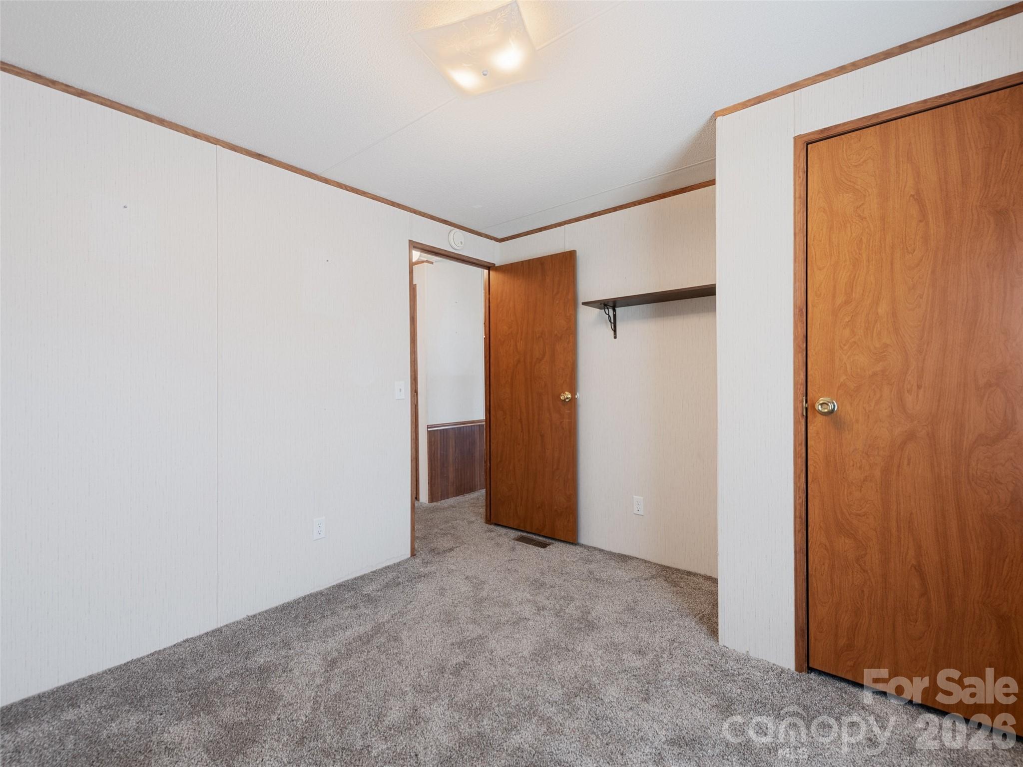39 Spruce Street Property Photo 16