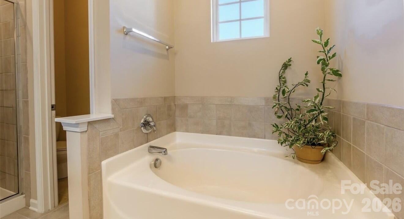 555 Pine Links Drive Property Photo 19