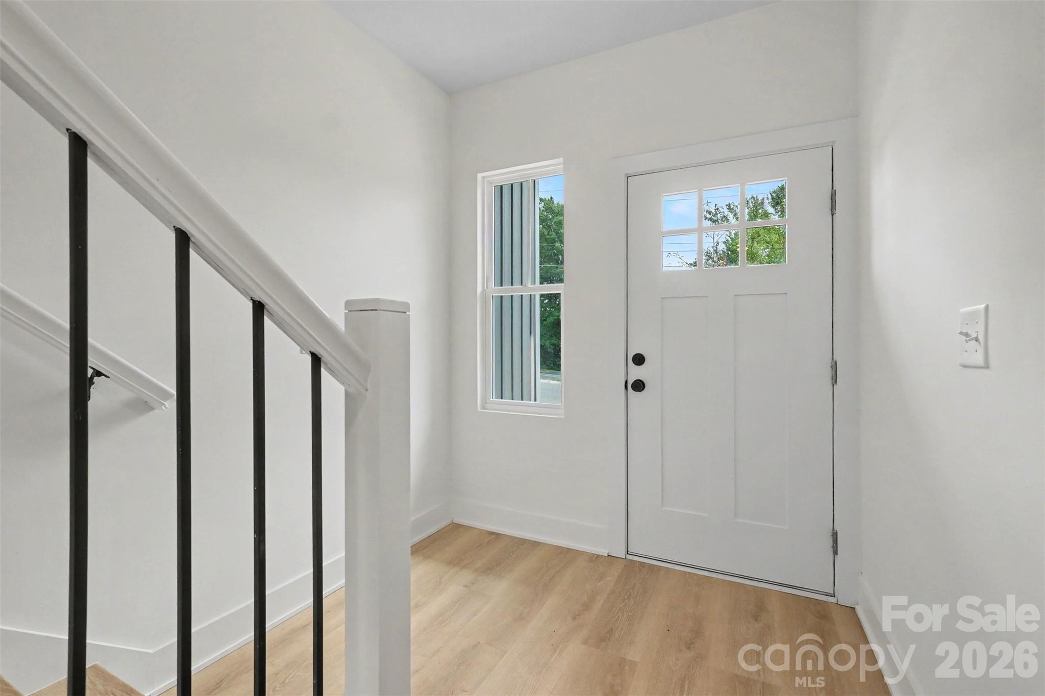 208 W Todd Lane A & B Property Photo 6