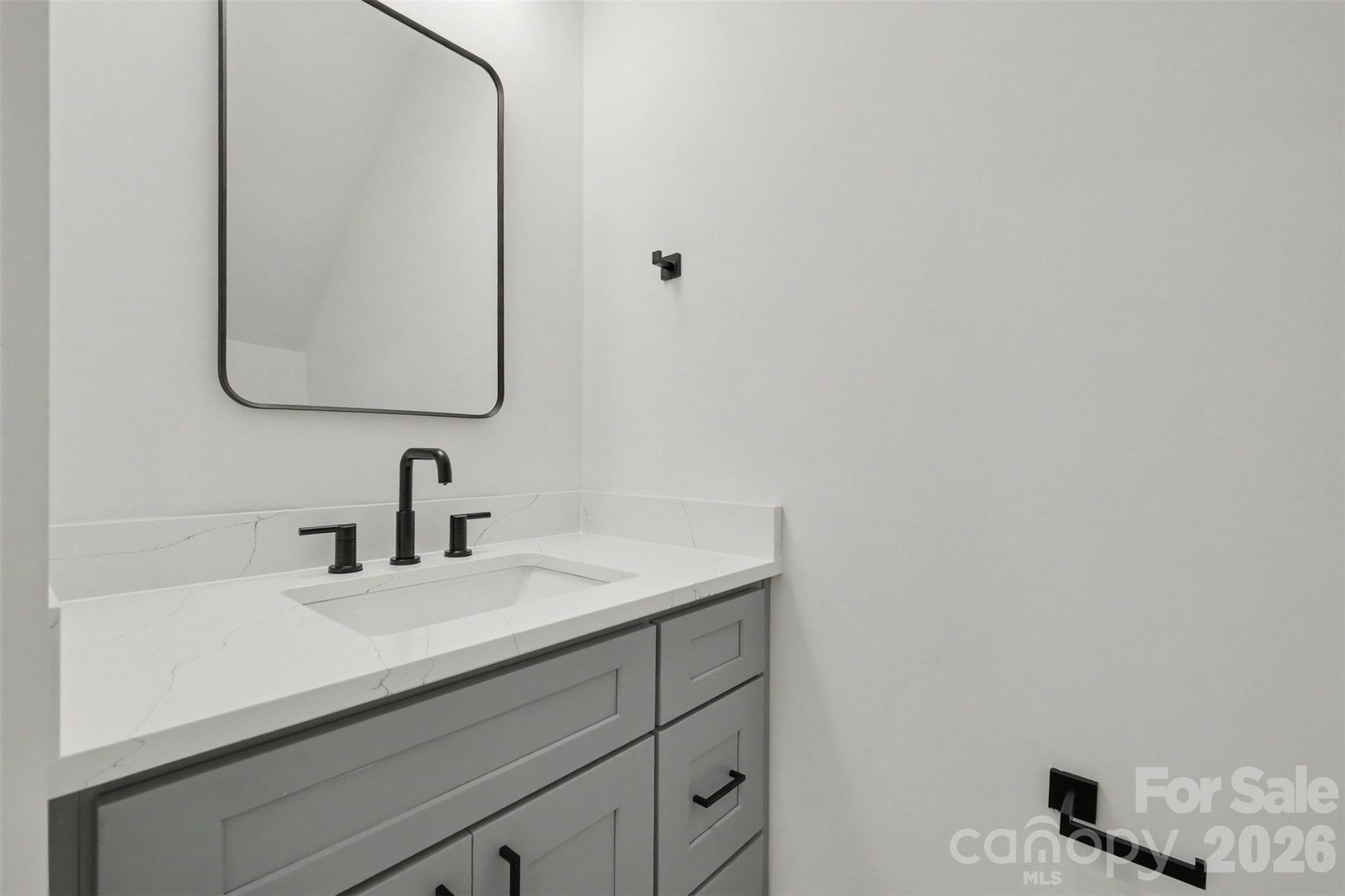 208 W Todd Lane A & B Property Photo 7