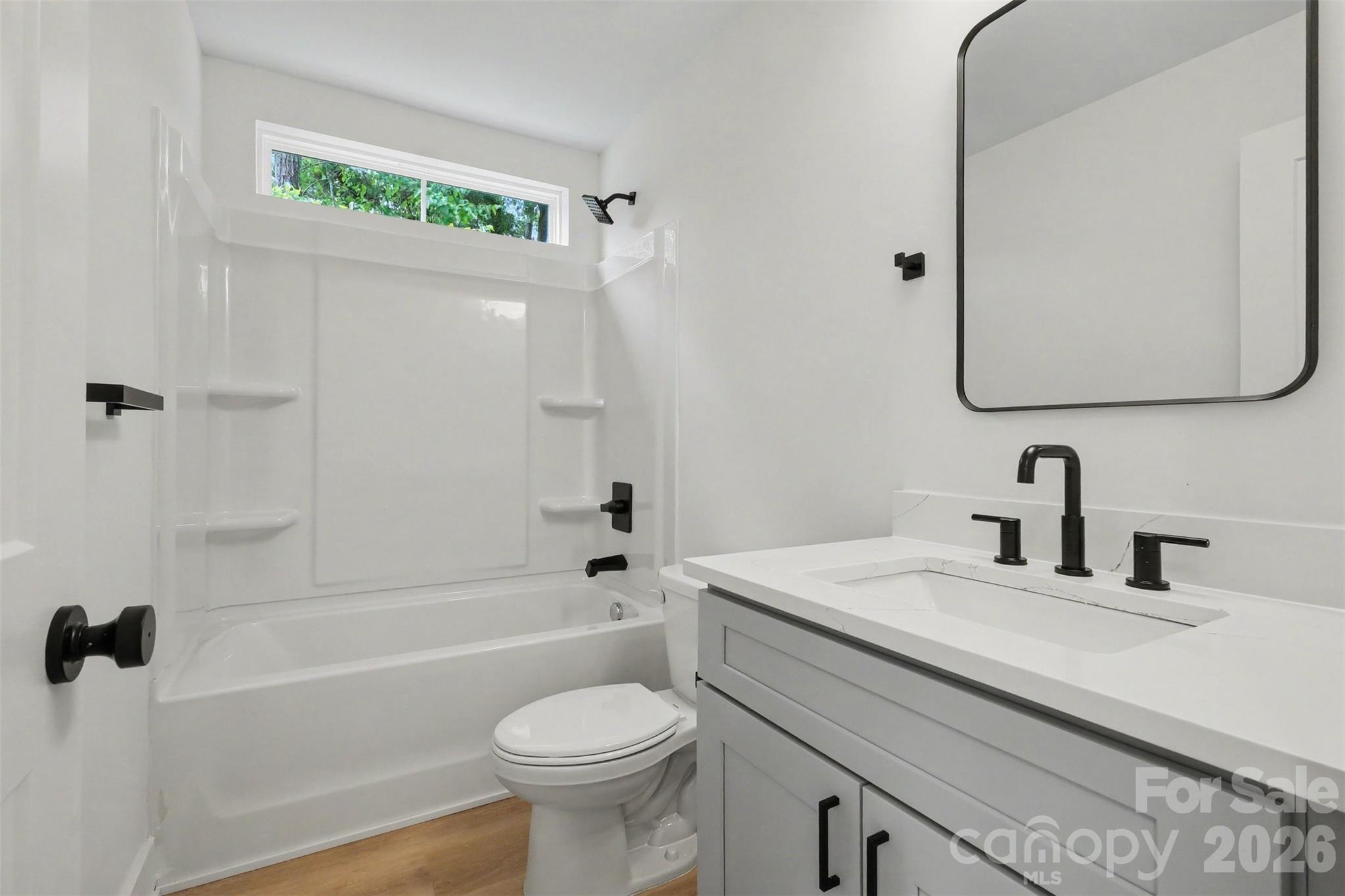 208 W Todd Lane A & B Property Photo 13