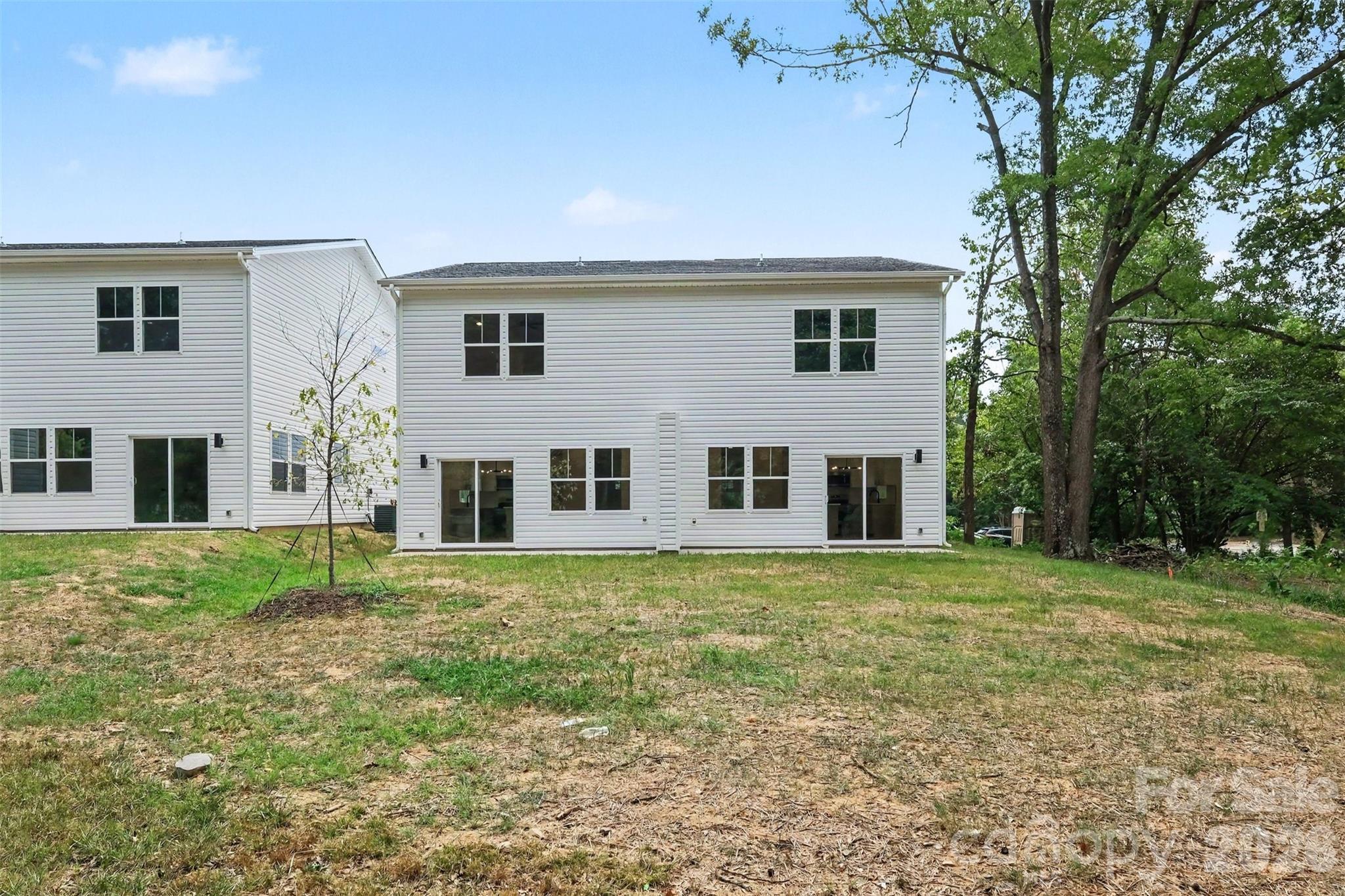 208 W Todd Lane A & B Property Photo 25